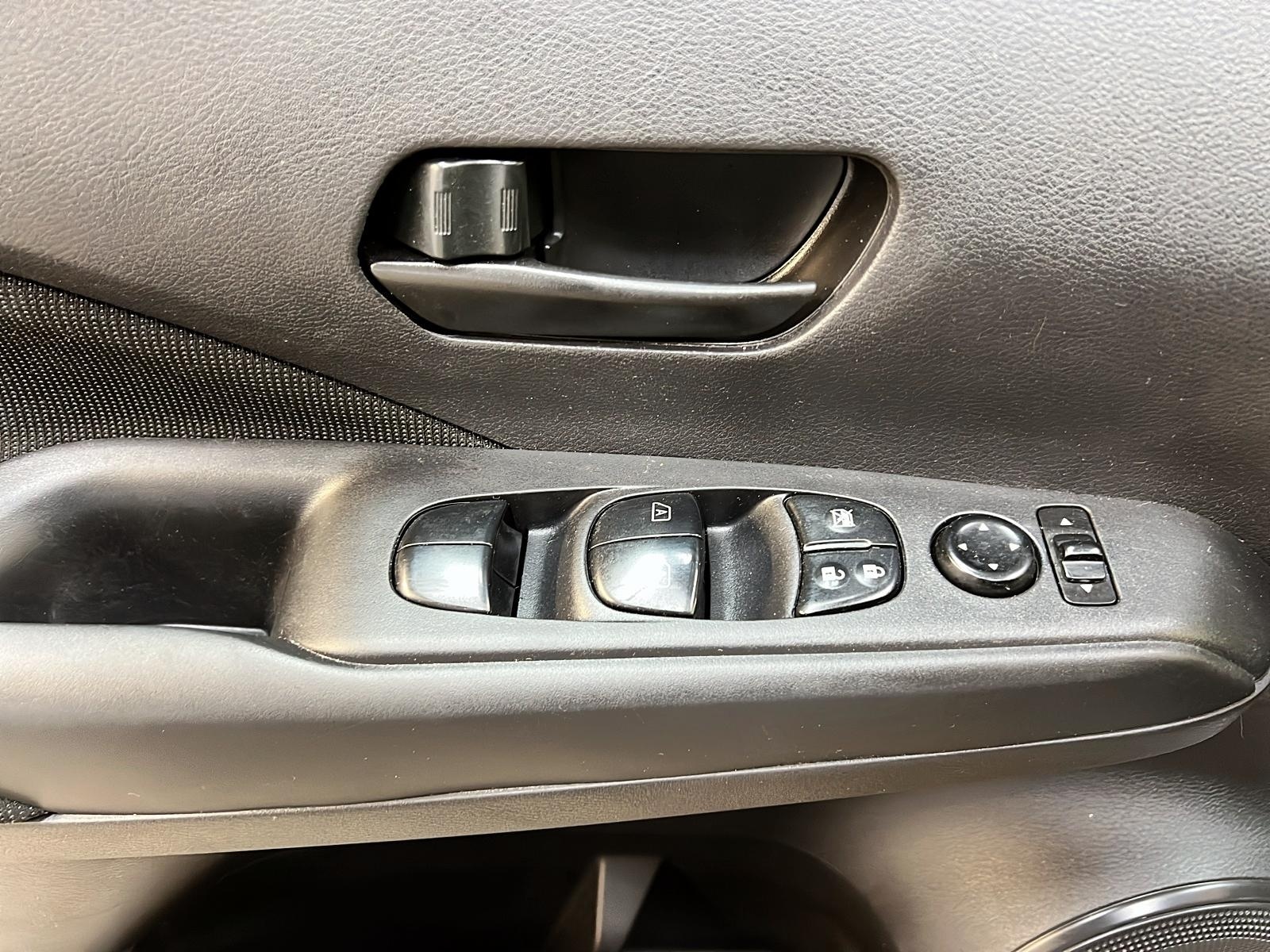 Nissan Kicks S 2024 - image #21