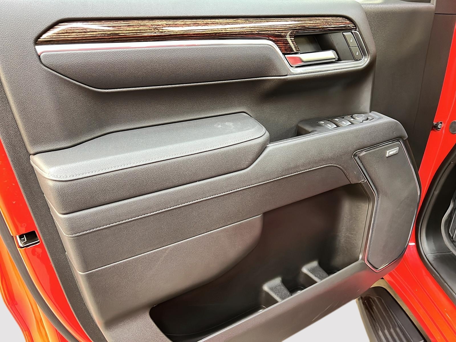 GMC Sierra 1500 ELEVATION PREMIUM X31 CUIR TOIT NAV 4X4 2025 - image #25