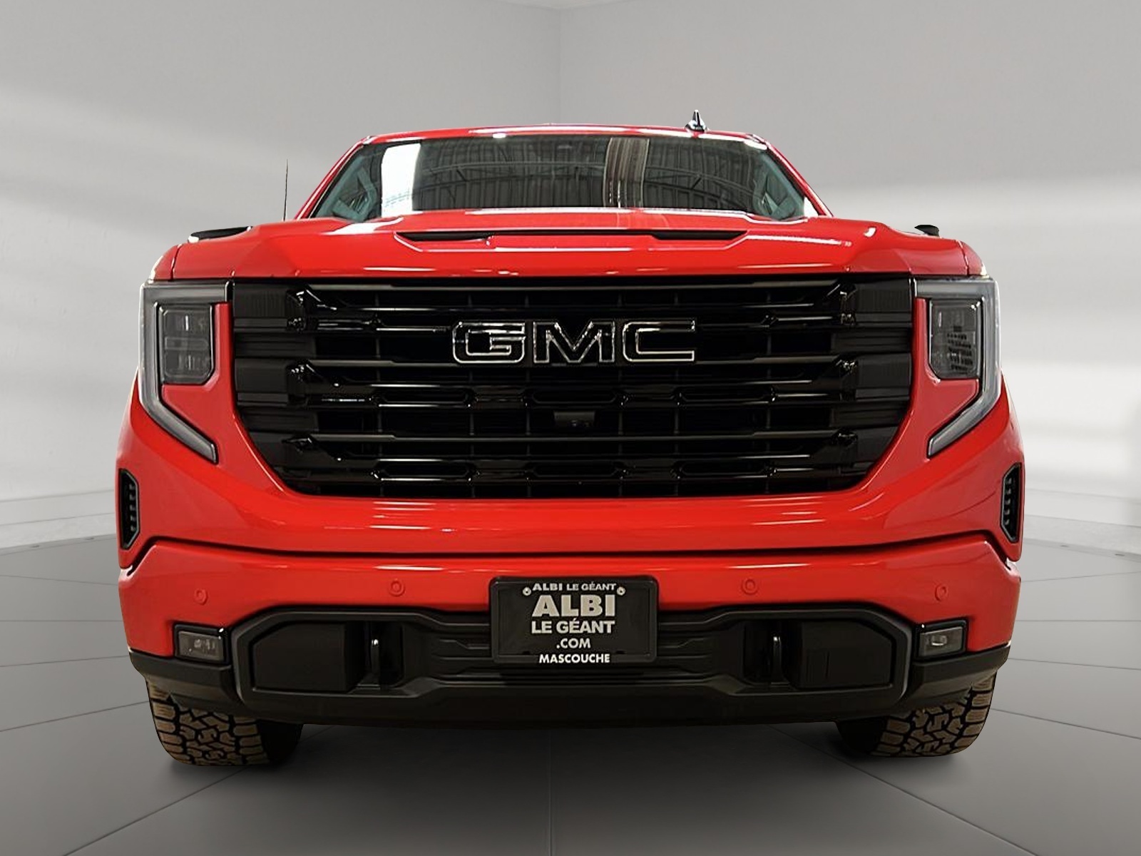 GMC Sierra 1500 2025 - Image #2
