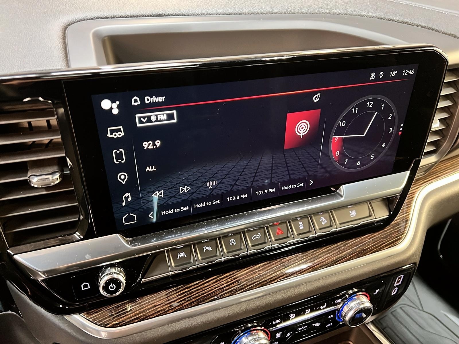 GMC Sierra 1500 ELEVATION PREMIUM X31 CUIR TOIT NAV 4X4 2025 - image #17