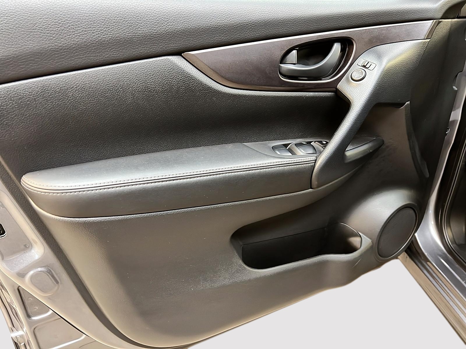 Nissan Qashqai S 4RM 2023 - image #22