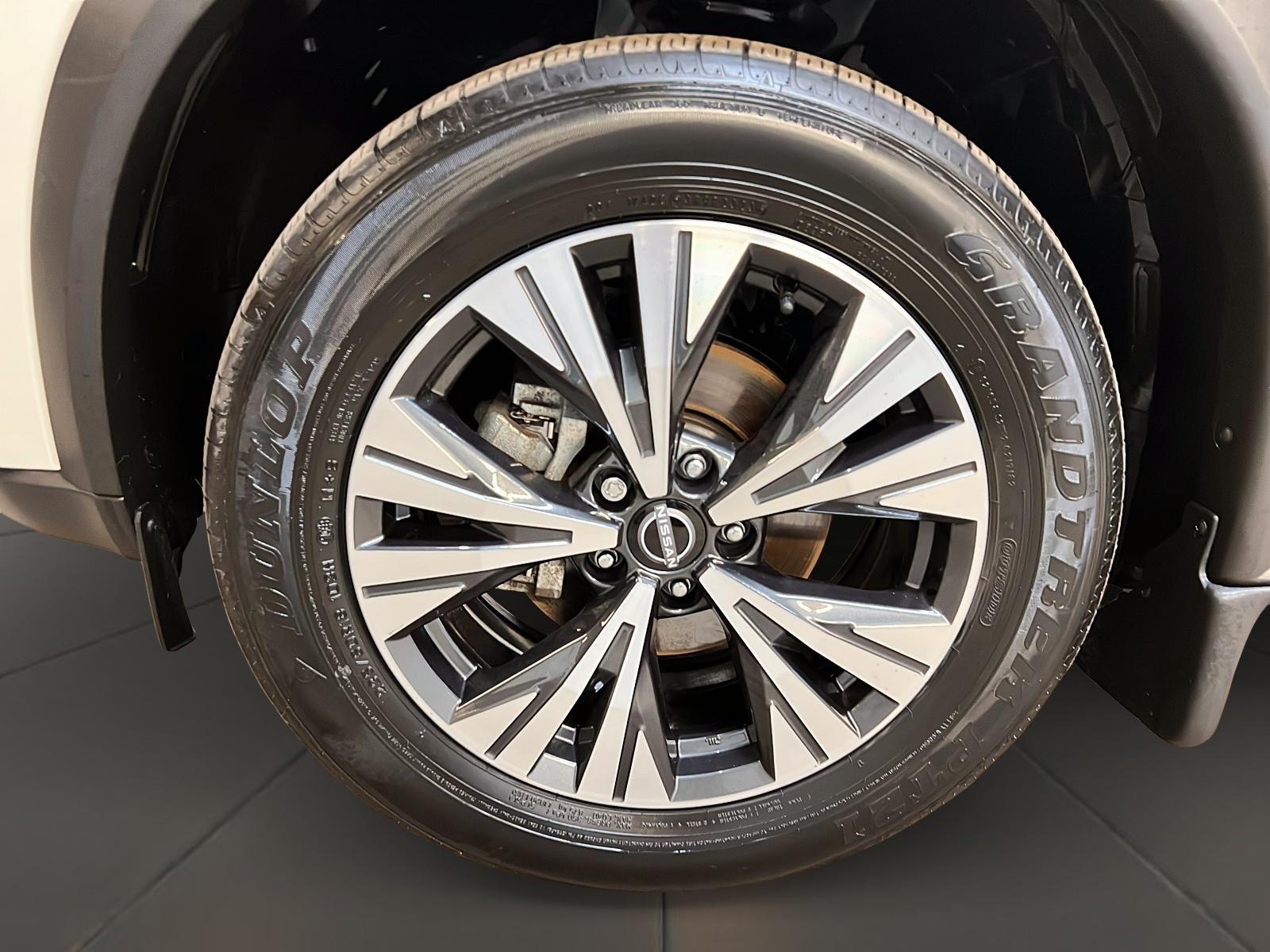 Nissan Rogue 2023 - Image #27