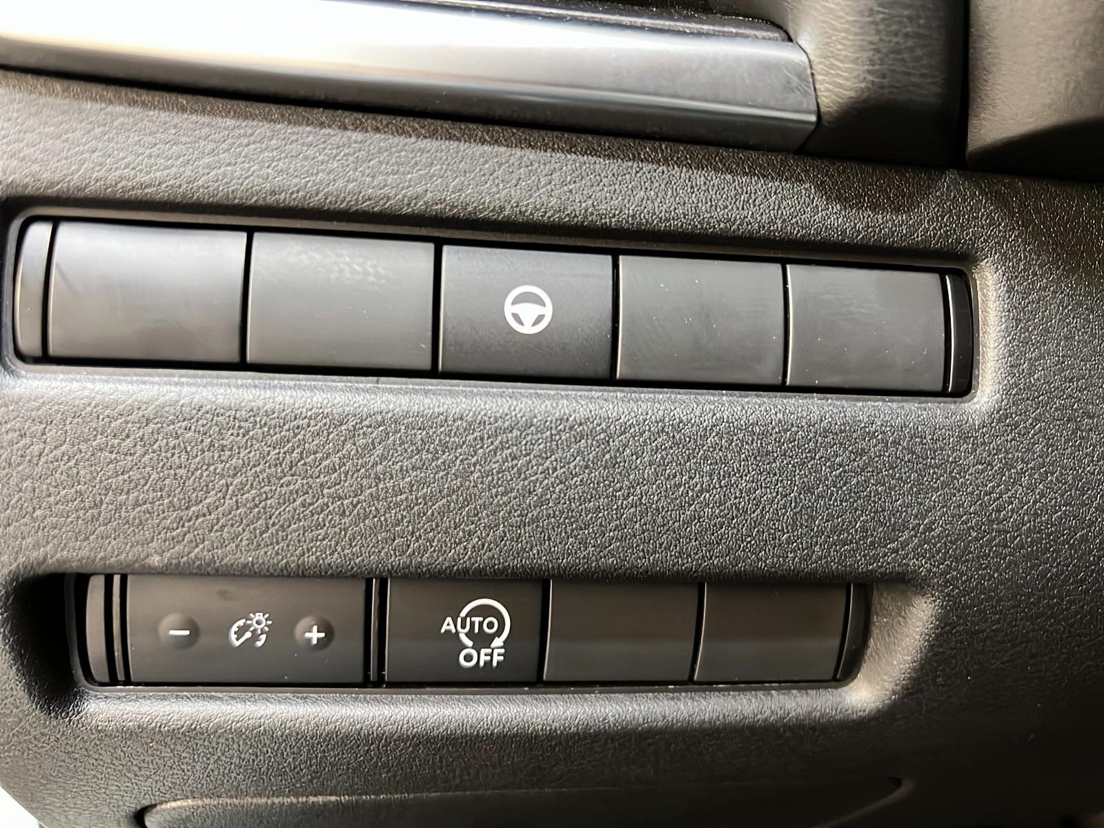 Nissan Rogue SV TOIT PANO 4RM 2023 - image #21