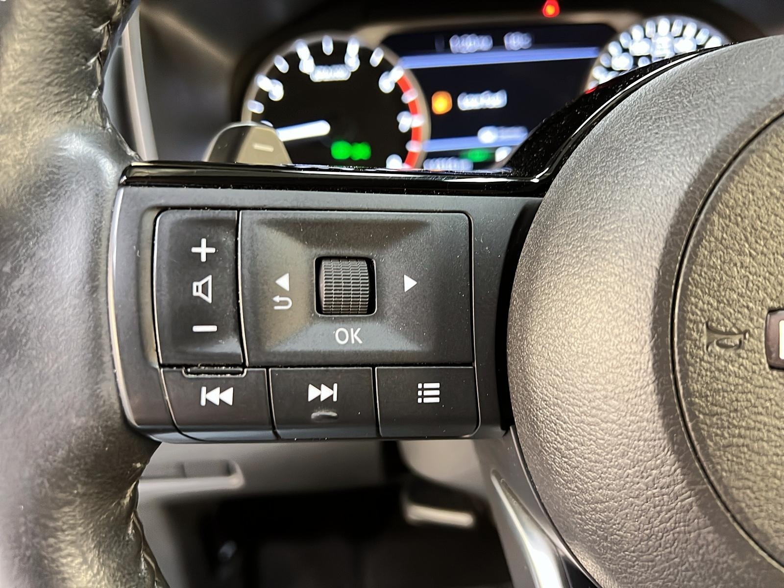 Nissan Rogue SV TOIT PANO 4RM 2023 - image #20