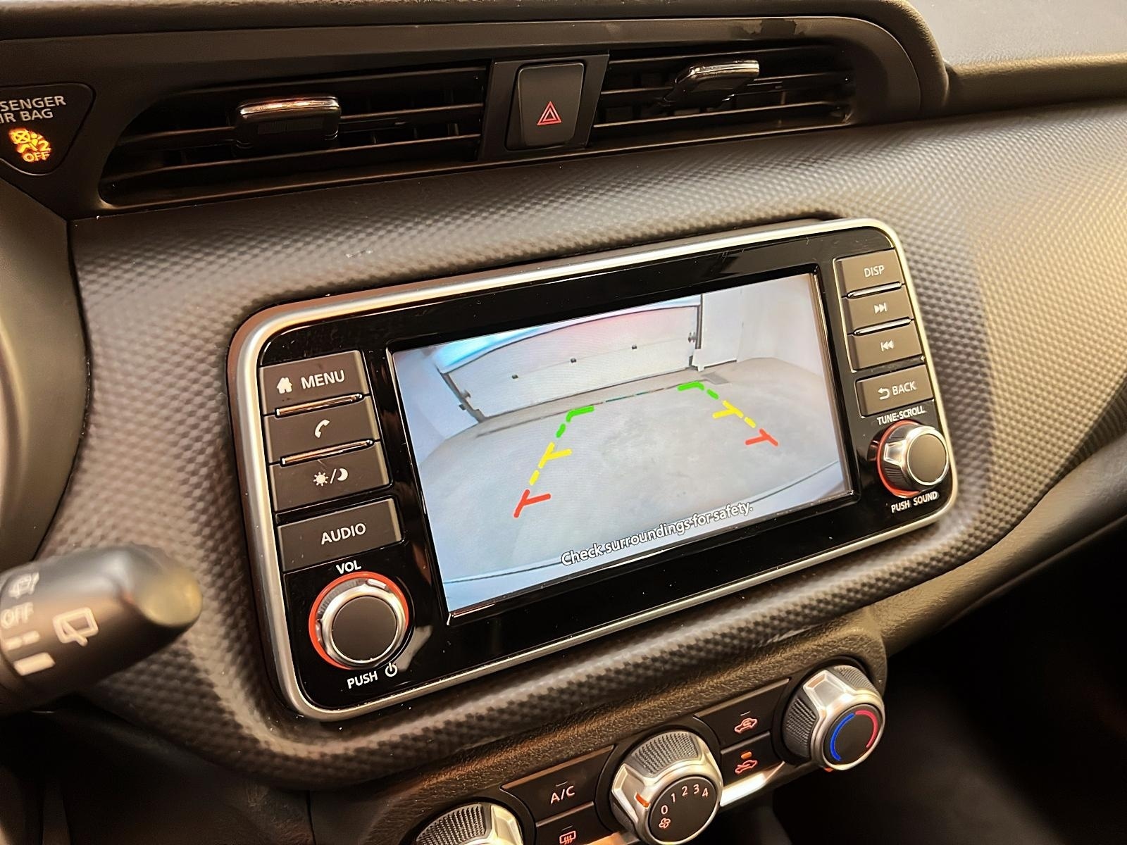 Nissan Kicks S 2023 - image #16