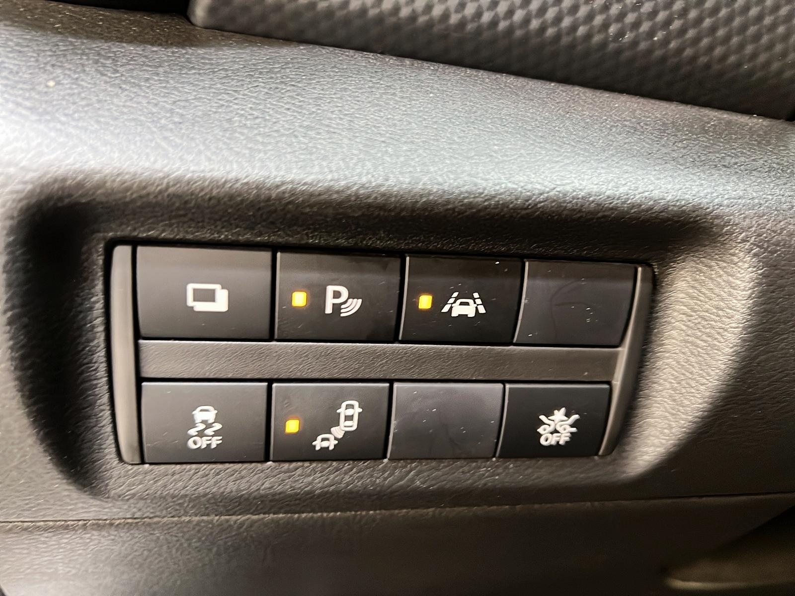 Nissan Kicks S 2023 - image #20