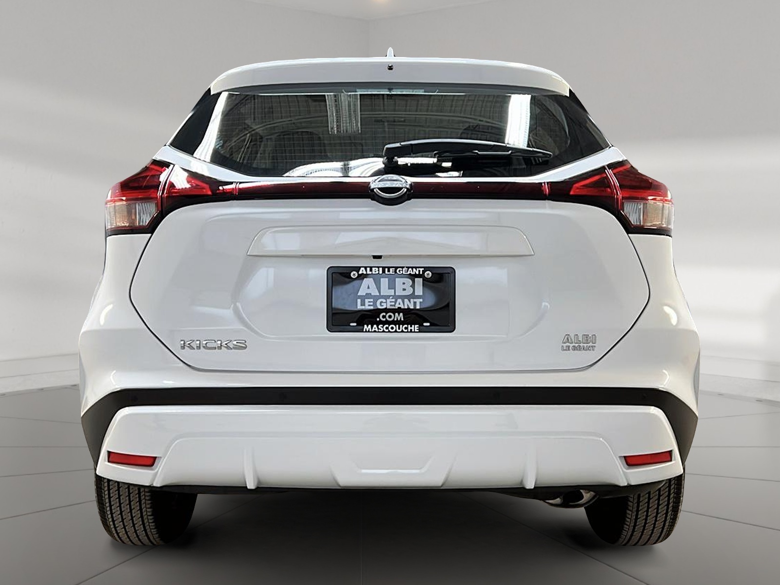 Nissan Kicks S 2023 - image #5