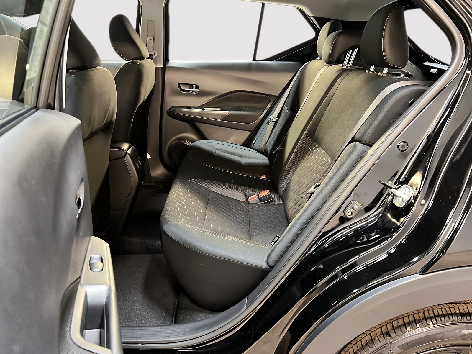 Nissan Kicks SV SPECIAL EDITION 2023 - image #9
