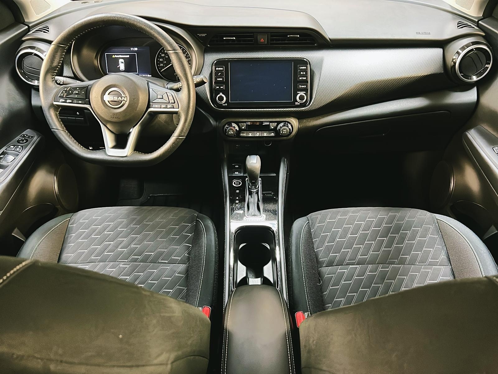 Nissan Kicks SV SPECIAL EDITION 2023 - image #10