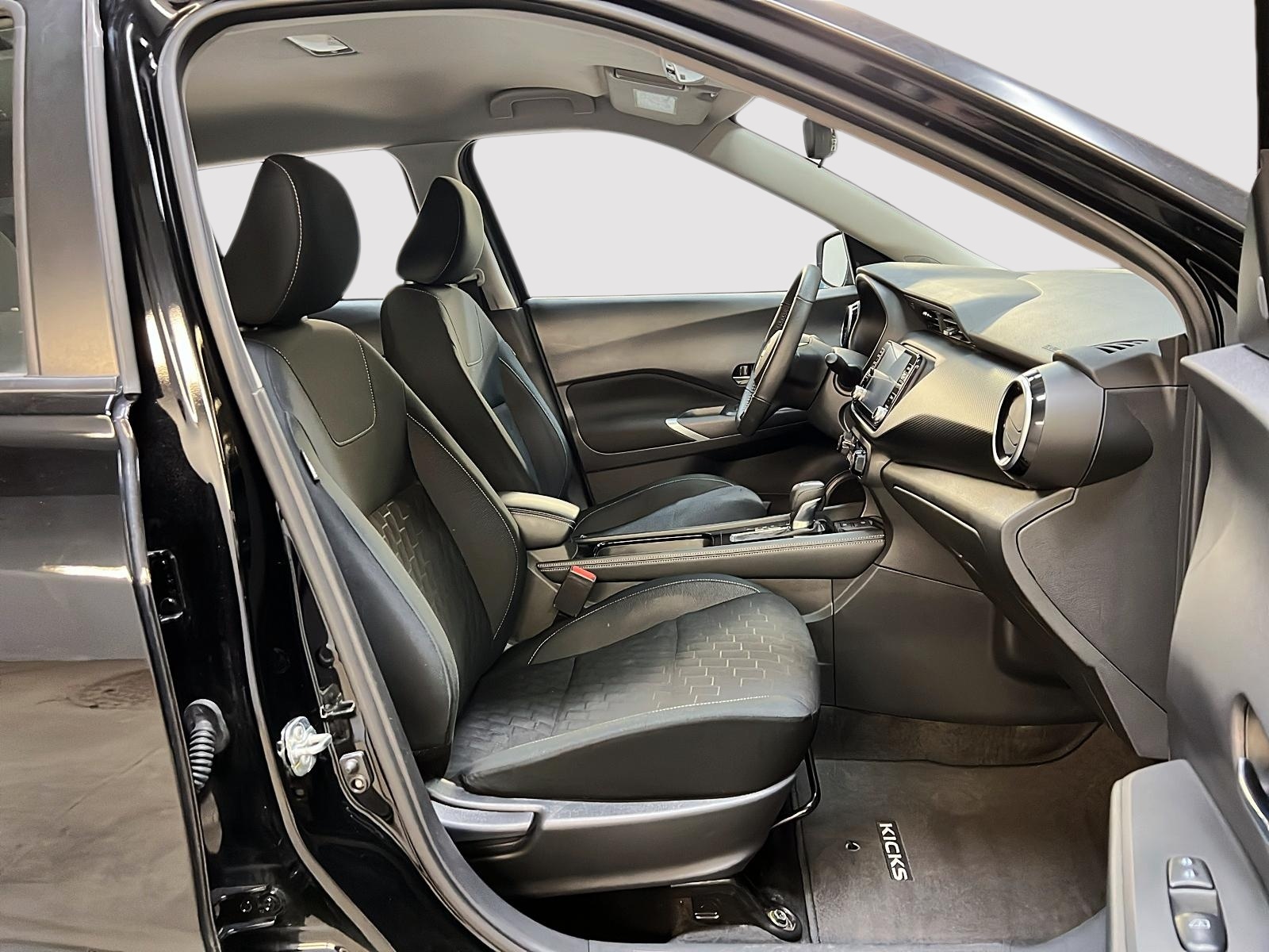 Nissan Kicks SV 2024 - image #8