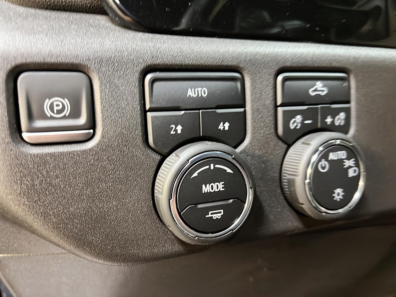Chevrolet Silverado 1500 2023 - Image #22
