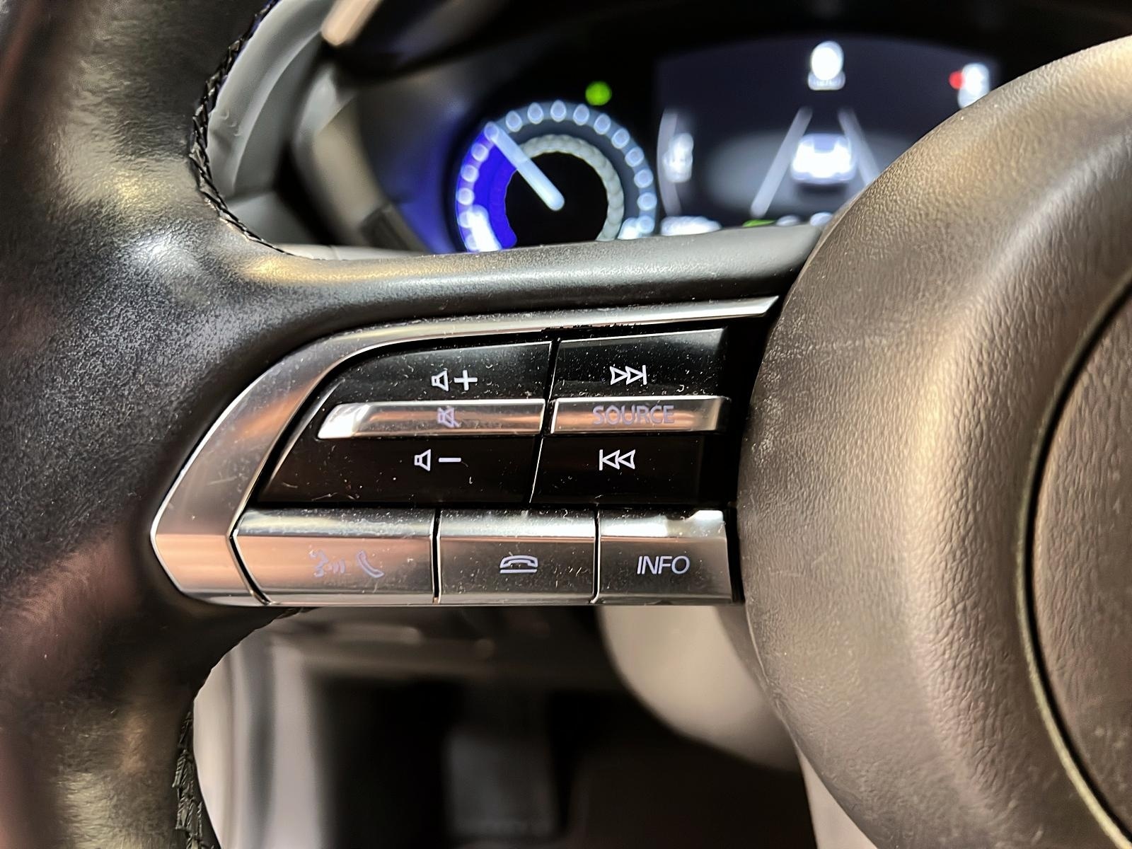 Mazda MX-30 GS NAV 2022 - image #21