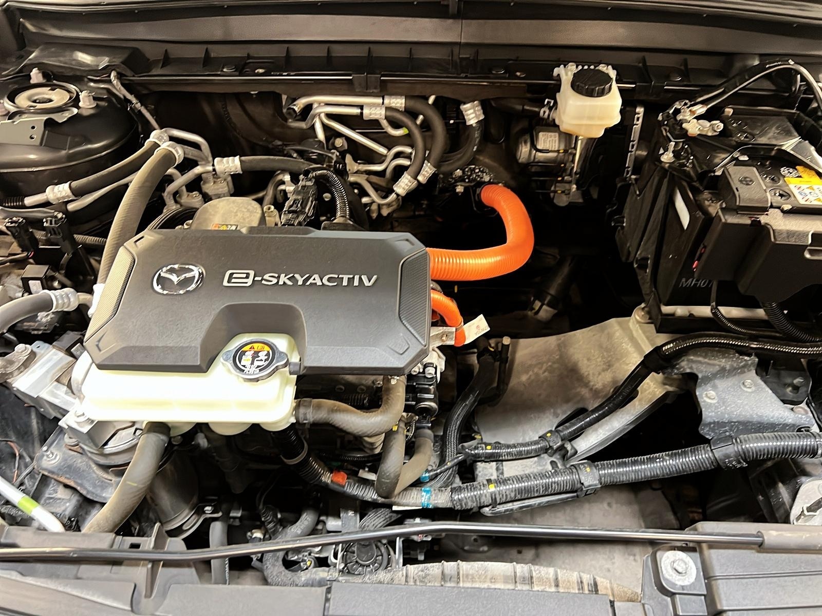 Mazda MX-30 2022 - Image #11