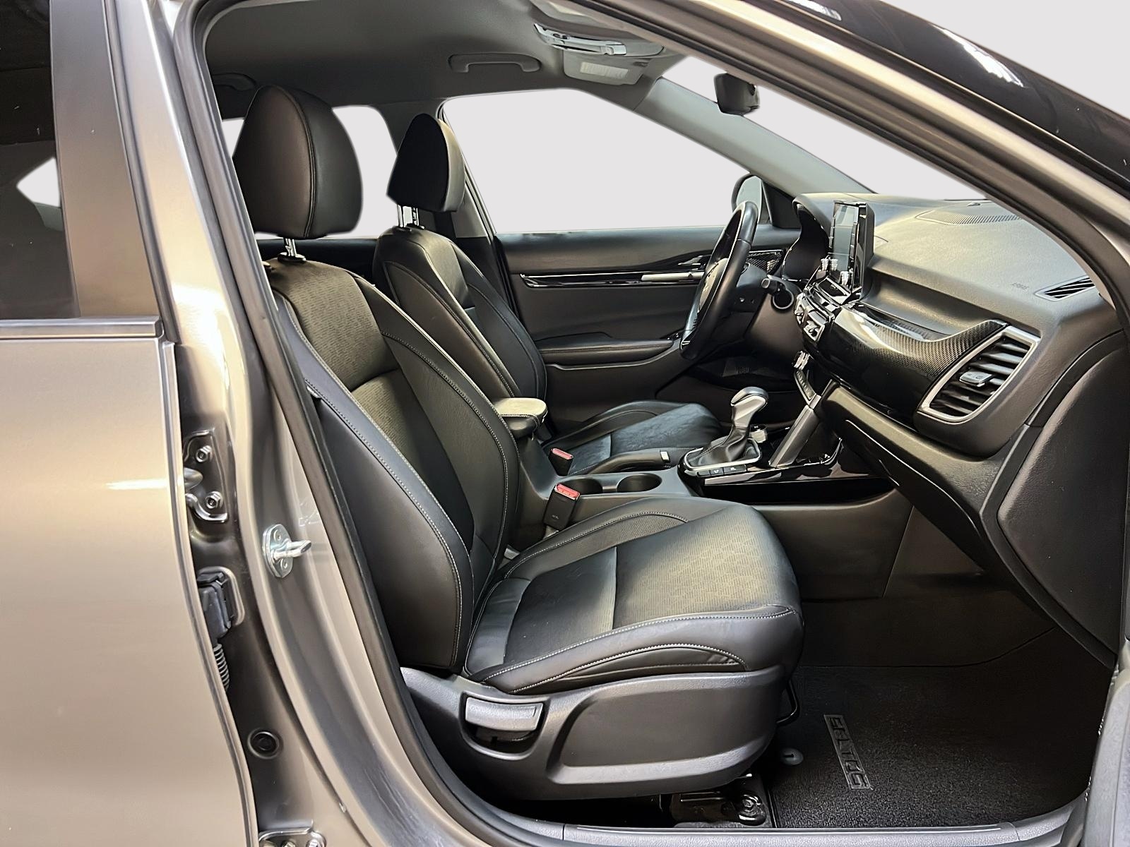 Kia SELTOS EX CUIR 2023 - image #8