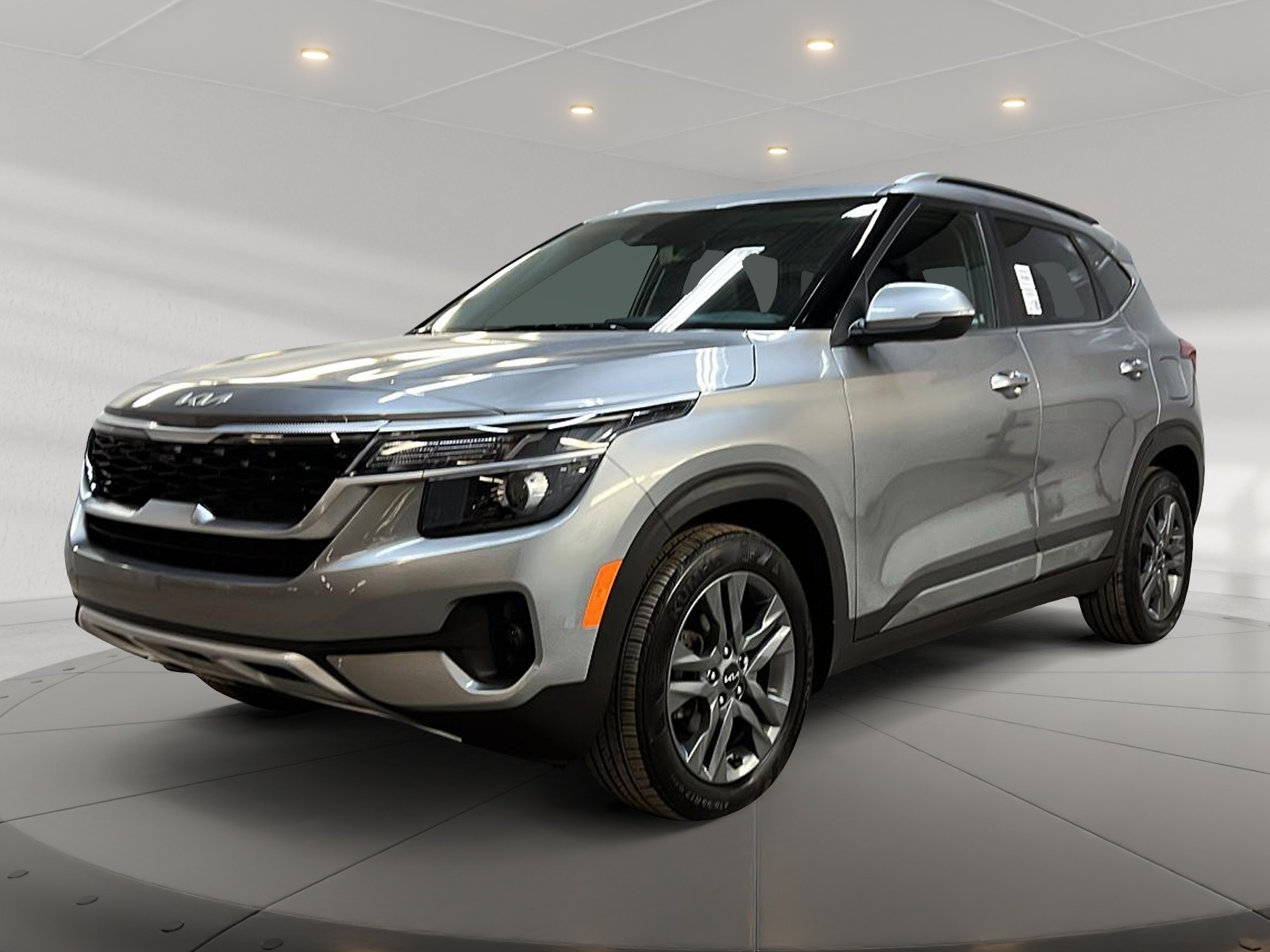 Kia SELTOS 2023 - Image #1