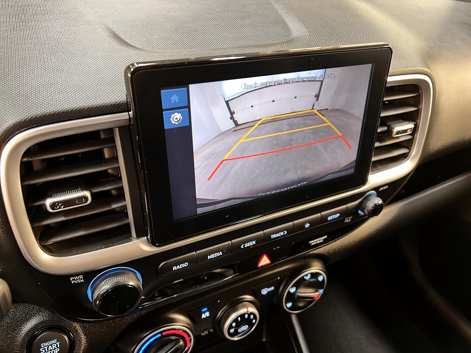 Hyundai Venue 2024 - Image #16