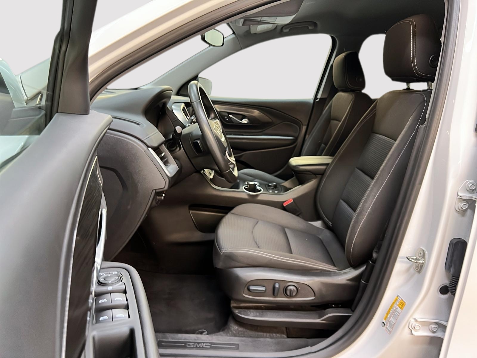 GMC Terrain SLE NAV 4RM 2022 - image #7