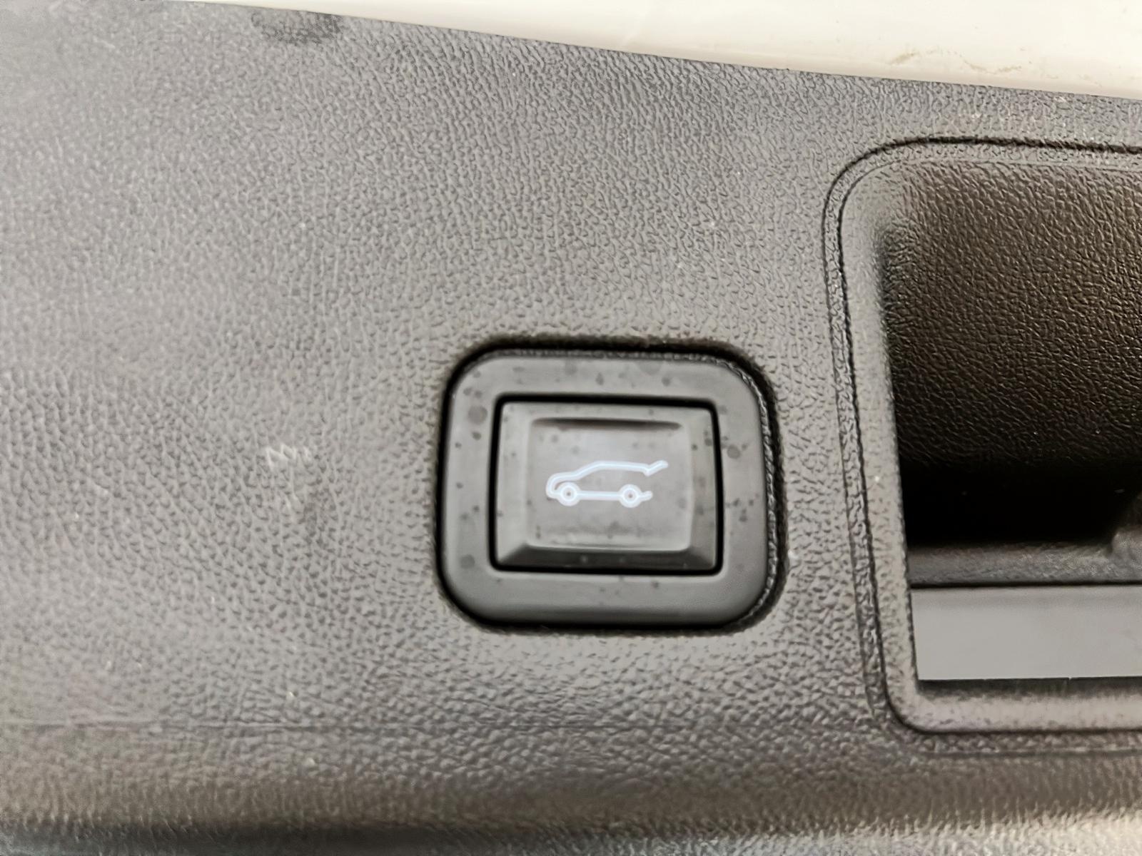 GMC Terrain 2022 - Image #13