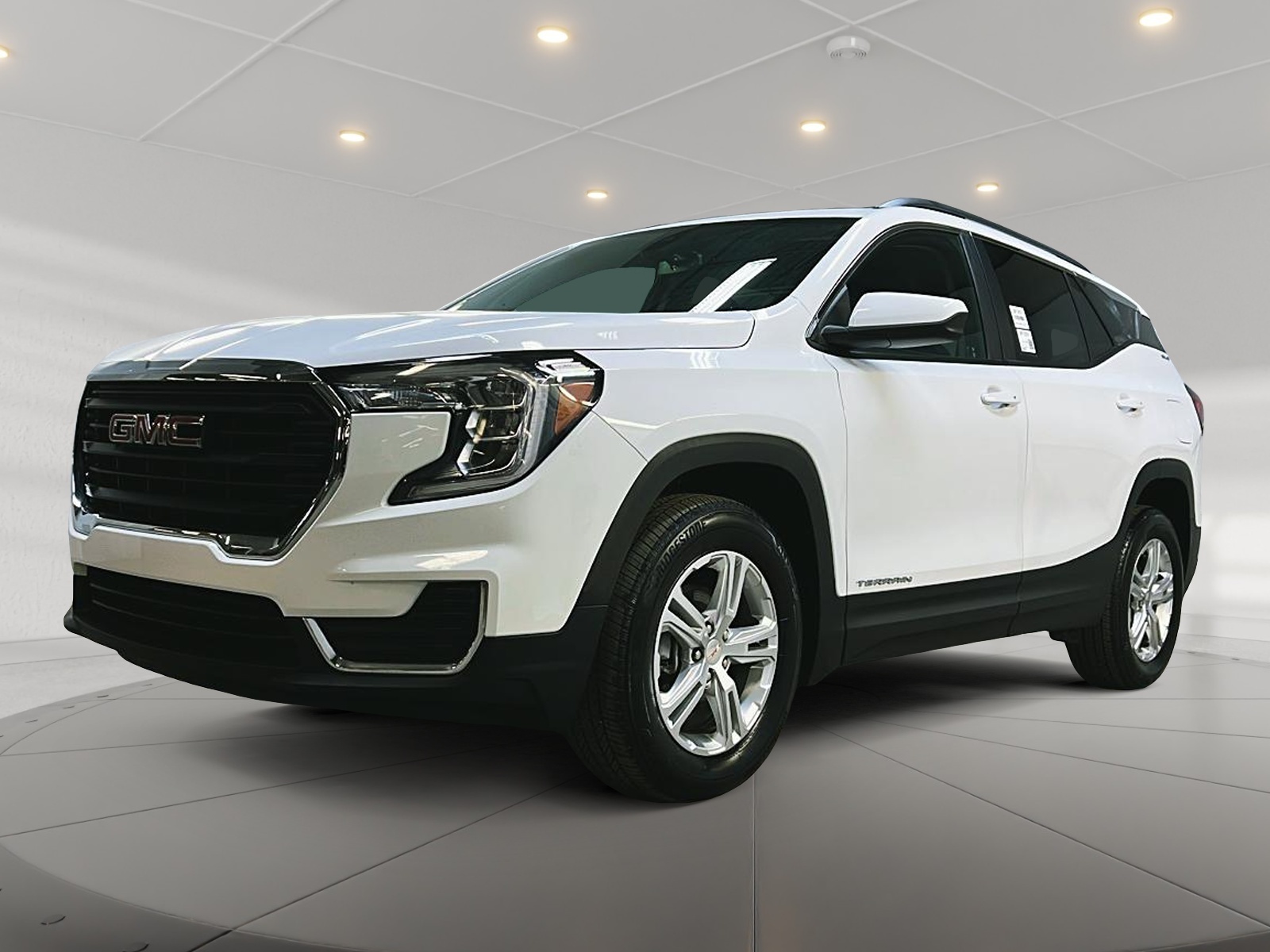 GMC Terrain 2022 - Image #1