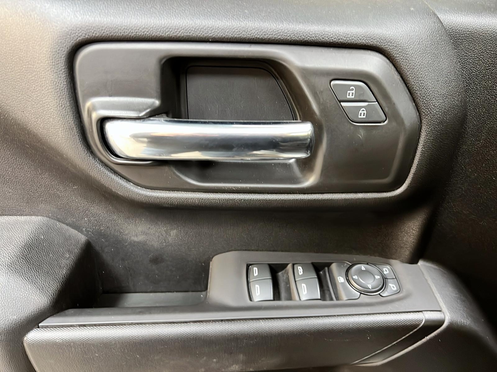 Chevrolet Silverado 1500 2024 - Image #20