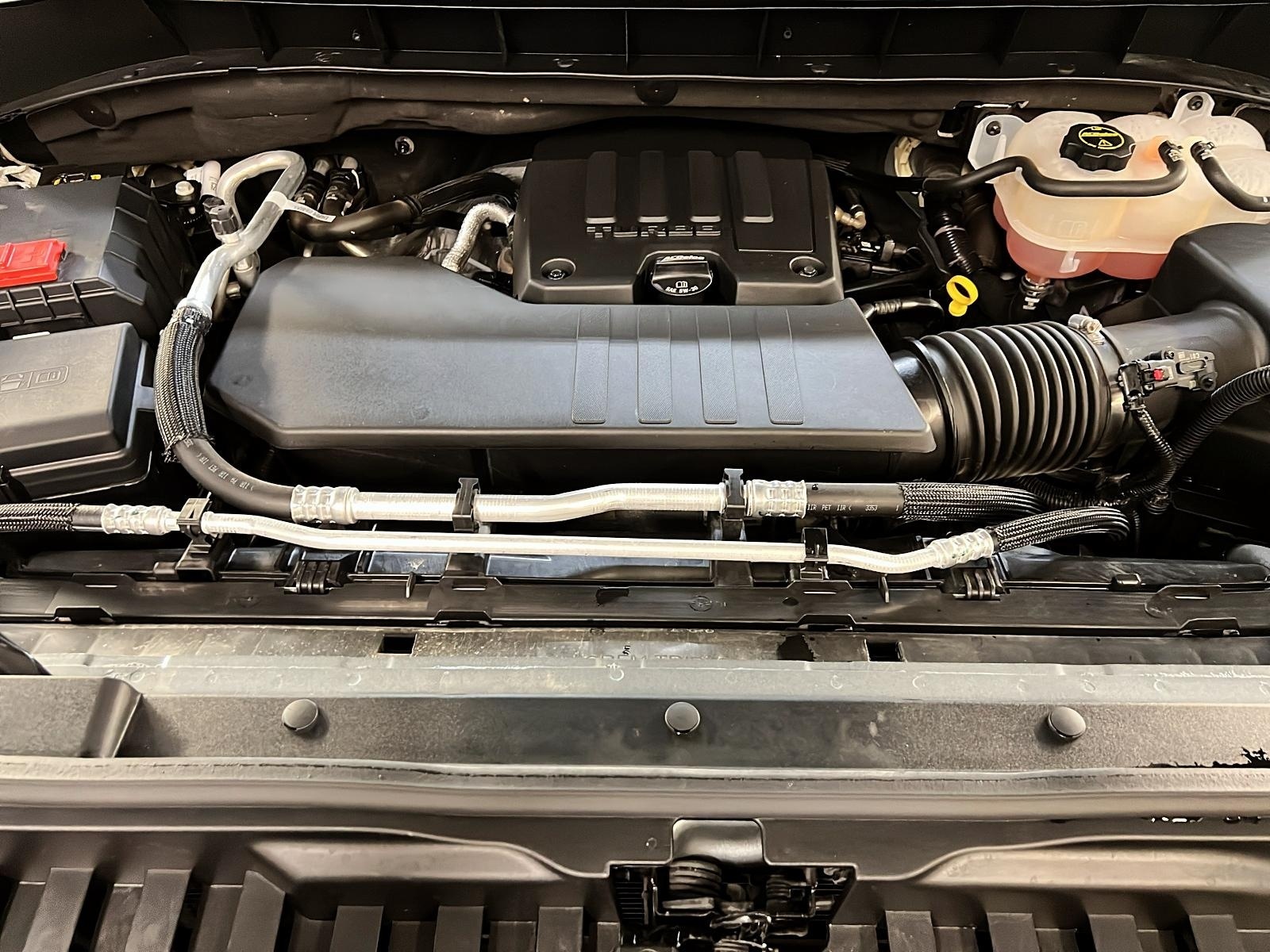 Chevrolet Silverado 1500 CUSTOM EDITION RALLY CREW CAB 4X4 2024 - image #11