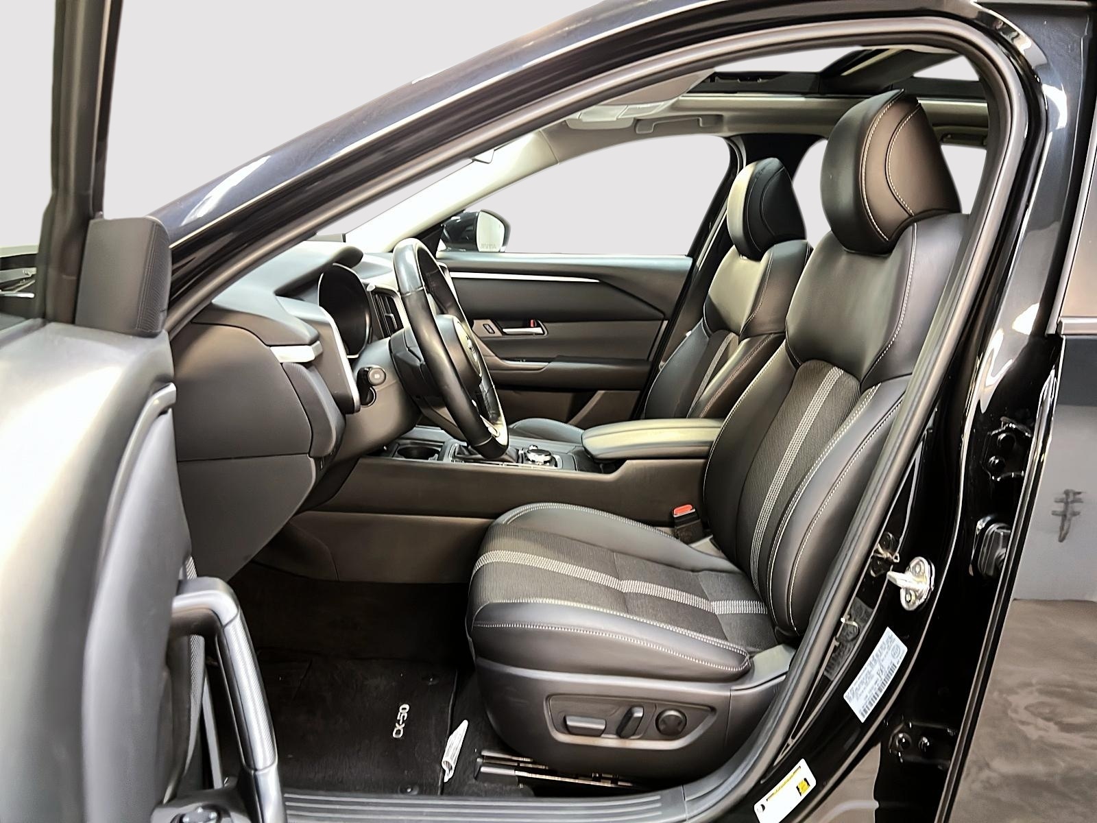 Mazda CX-50 GS LUXE TOIT PANO 4RM 2025 - image #7