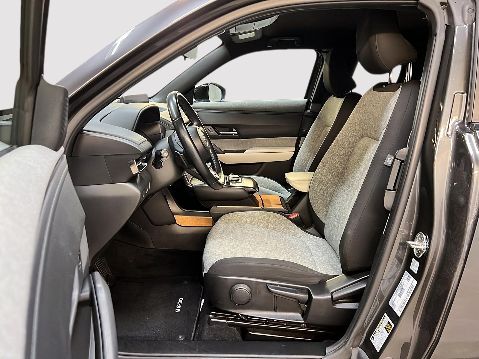 Mazda MX-30 2022 - Image #7