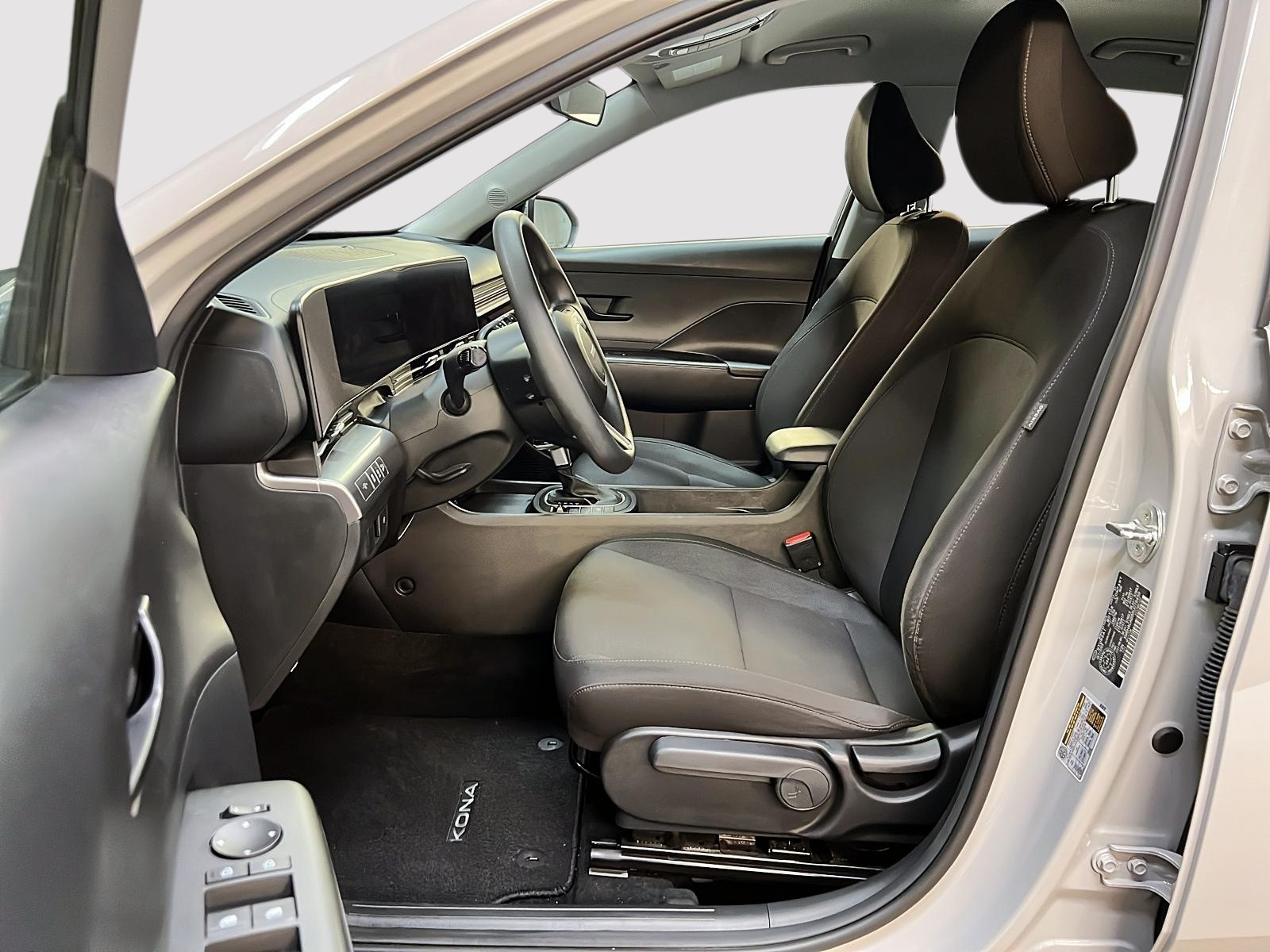 Hyundai Kona ESSENTIEL 4RM 2024 - image #7