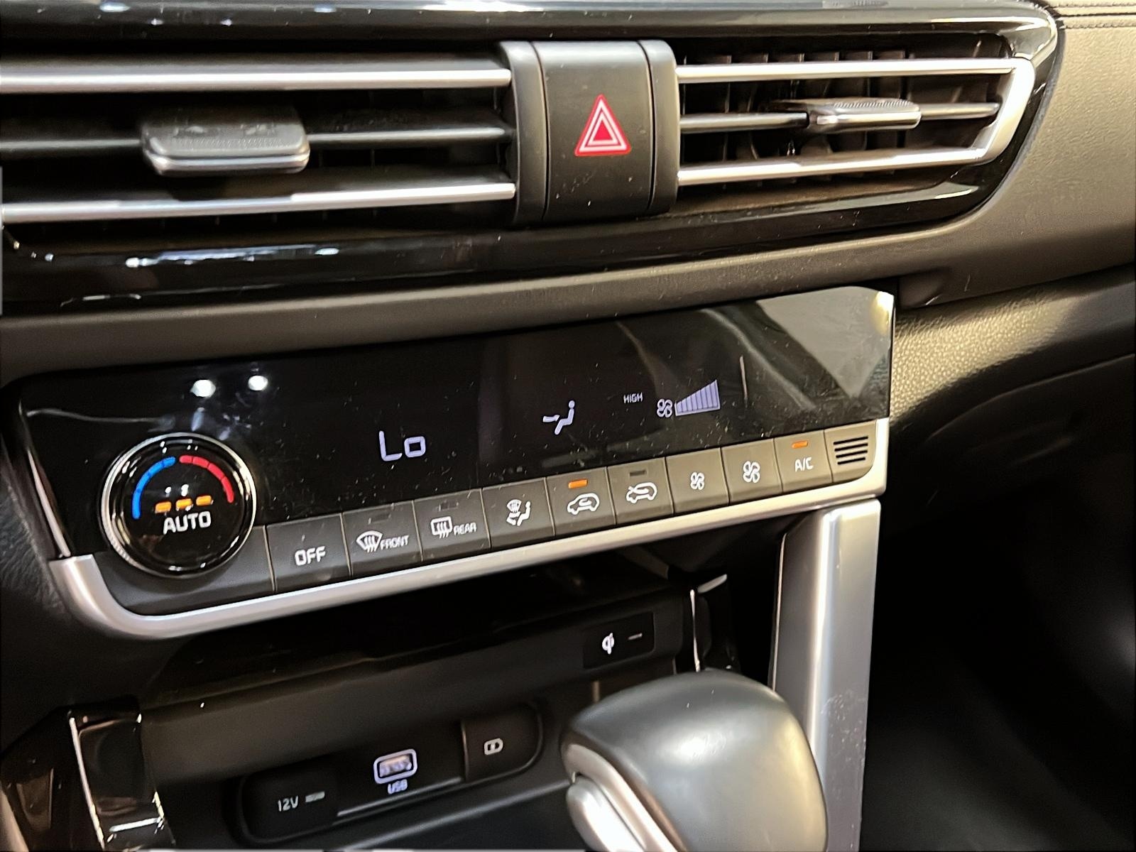 Kia SELTOS SX TURBO CUIR TOIT NAV 4RM 2022 - image #15