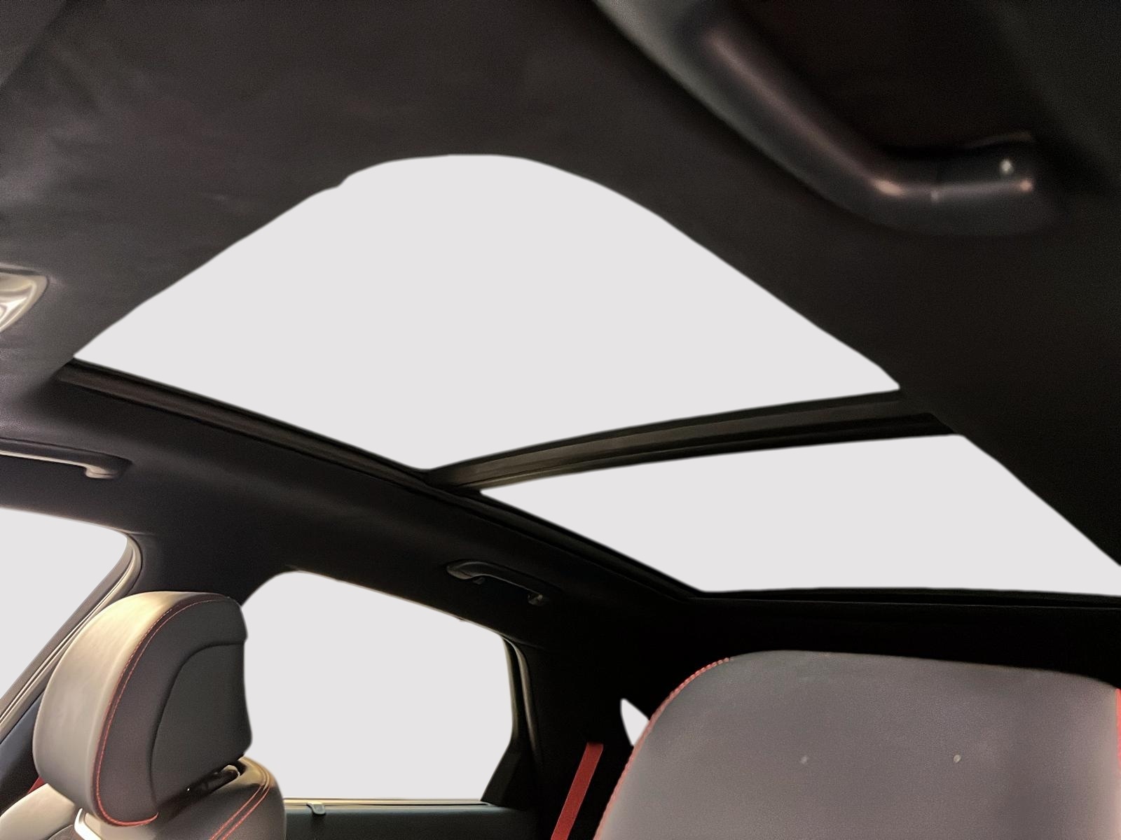 Genesis GV70 2023 - Image #10