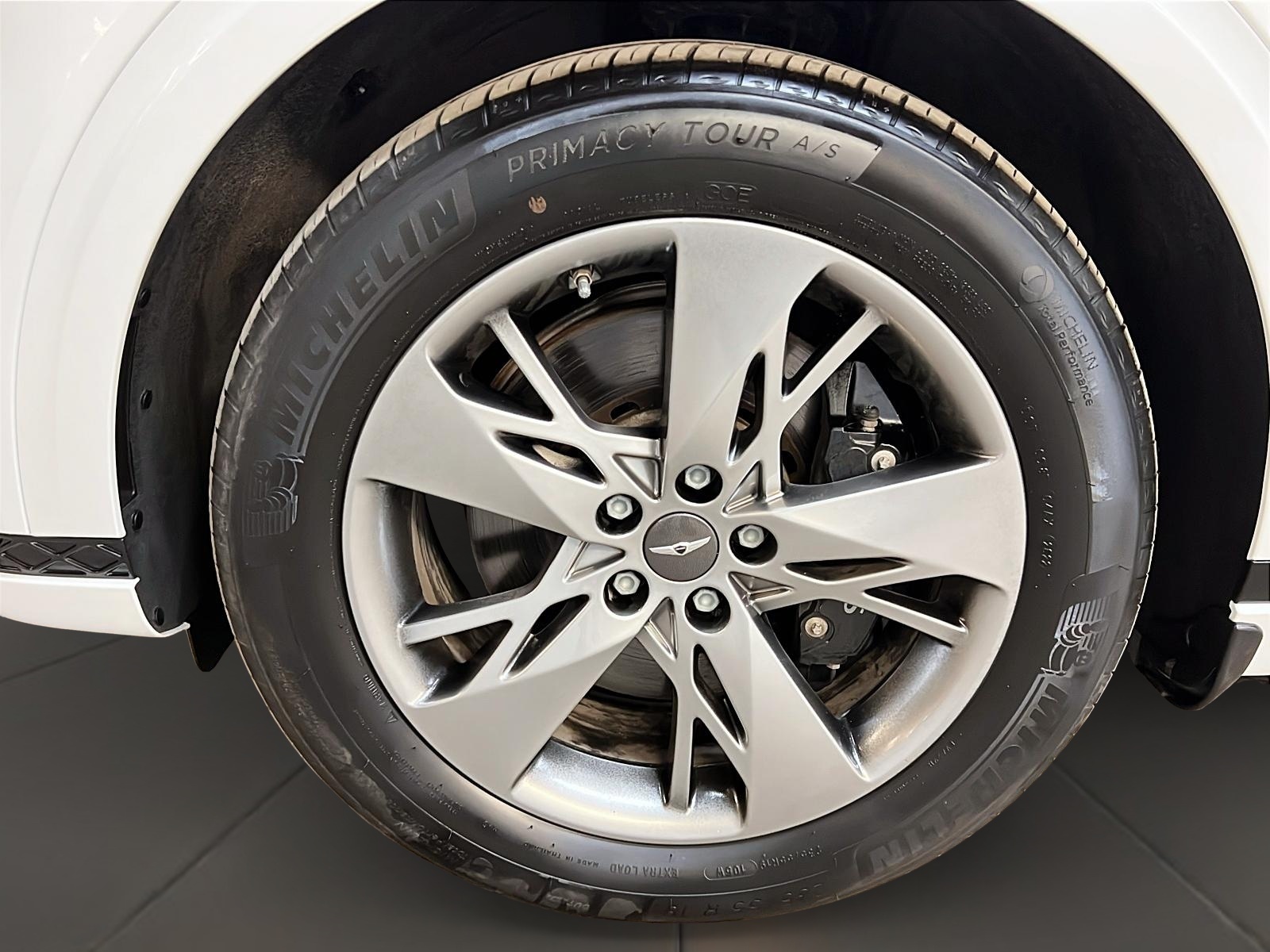 Genesis GV70 PRESTIGE 2.5T  TOIT PANO NAV 4RM 2023 - image #31