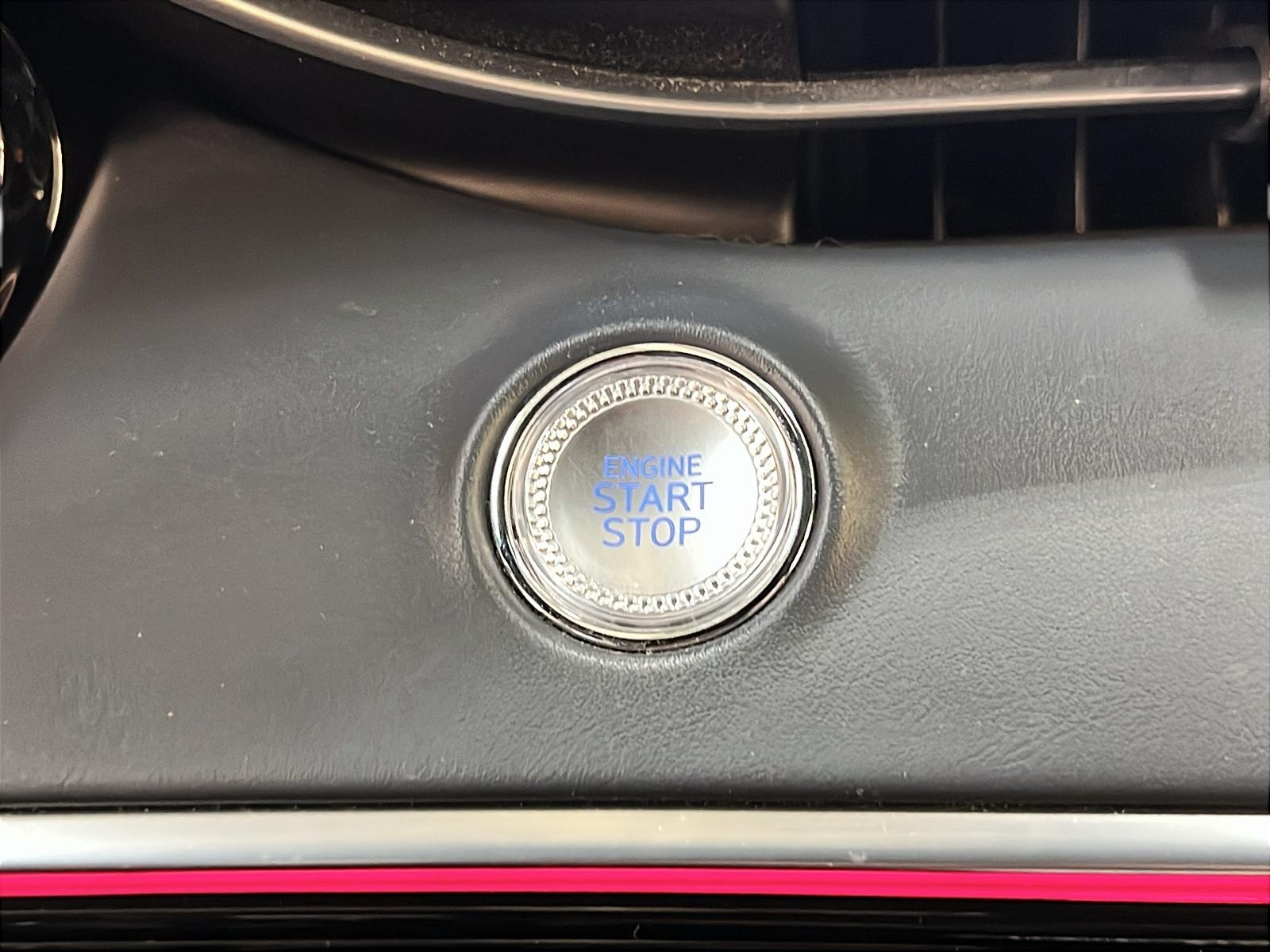 Genesis GV70 2023 - Image #21