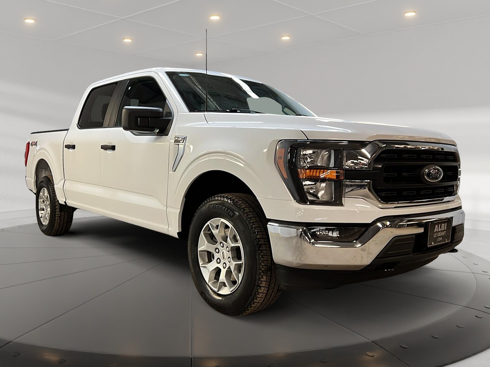 Ford F-150 XLT SUPER CREW NAV 4X4 2023 - image #3