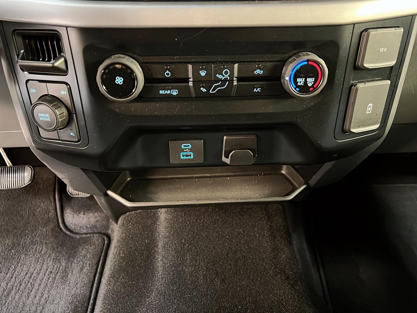 Ford F-150 XLT SUPER CREW NAV 4X4 2023 - image #14