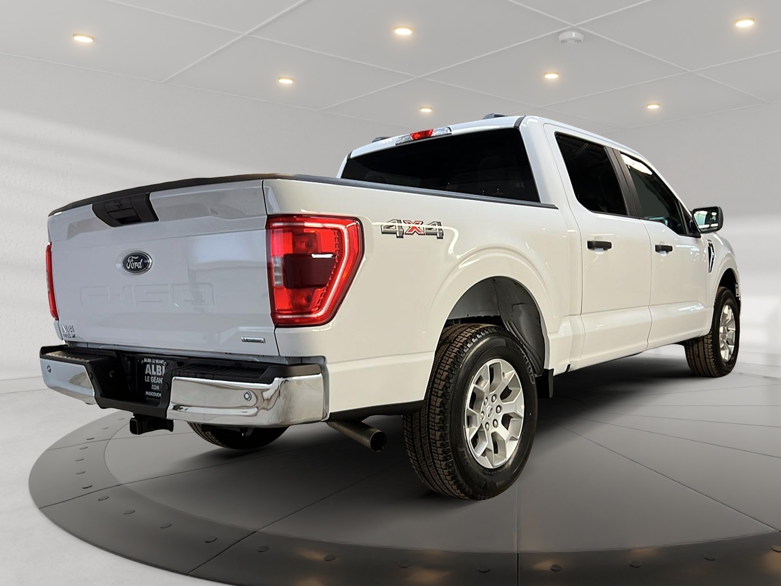 Ford F-150 XLT SUPER CREW NAV 4X4 2023 - image #4