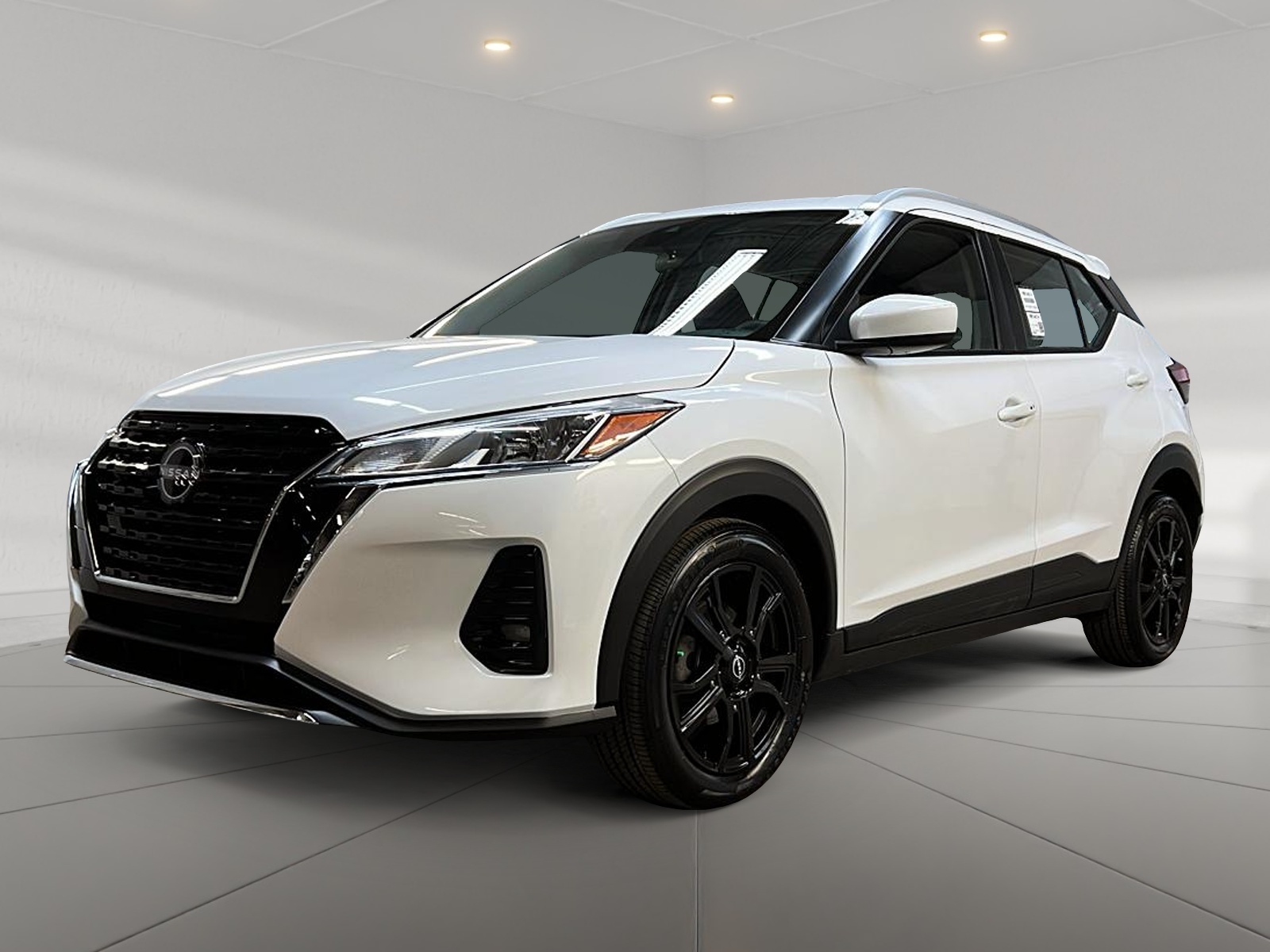 Nissan Kicks SV SPECIAL EDITION 2024 - image #1