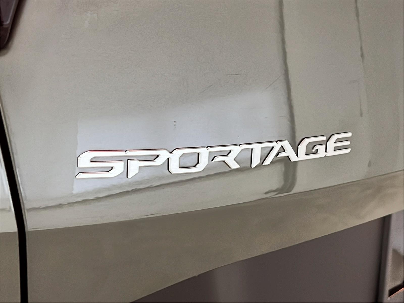 Kia Sportage X-LINE CUIR 4RM 2023 - image #25