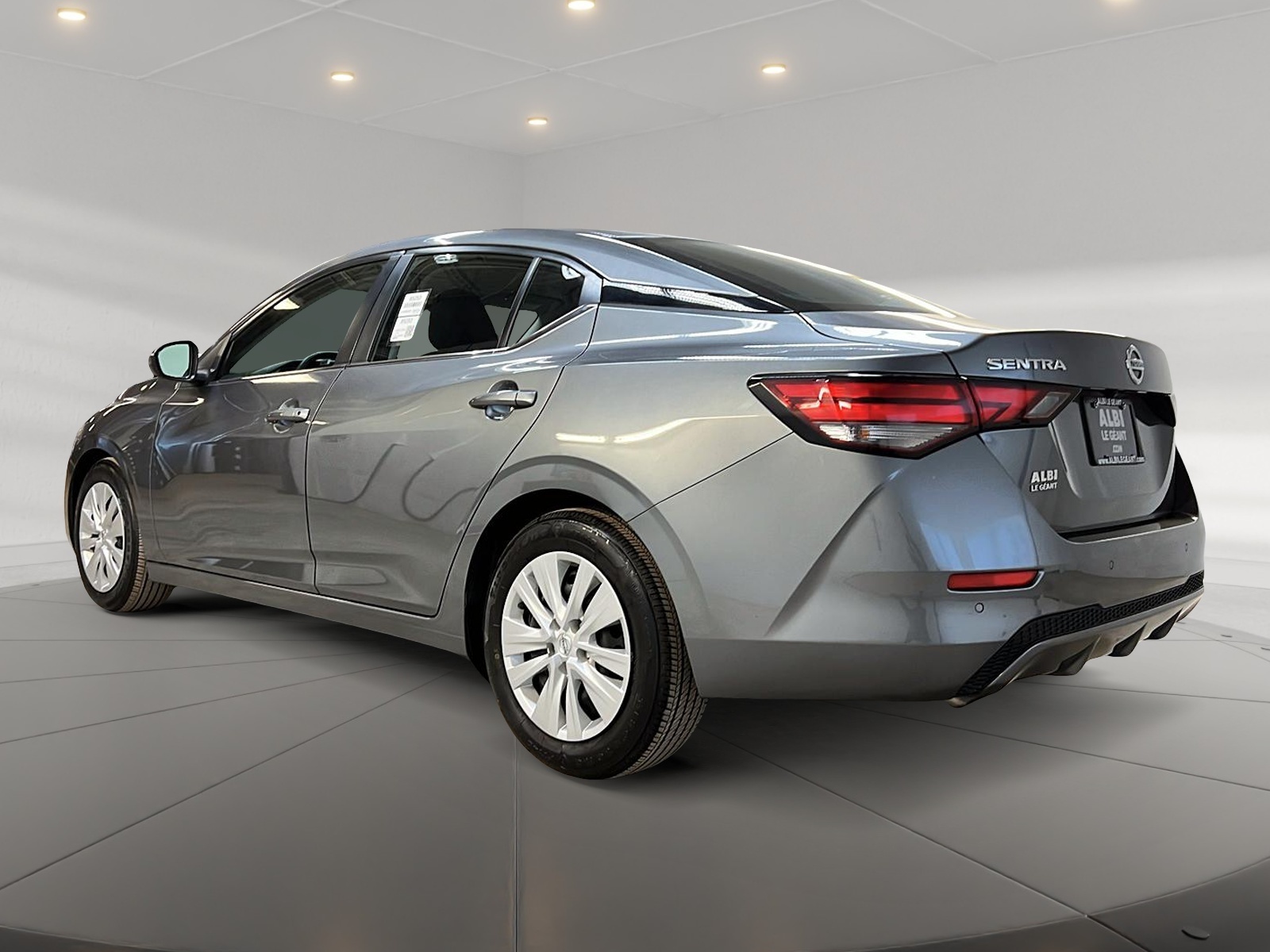 Nissan Sentra S PLUS 2023 - image #6