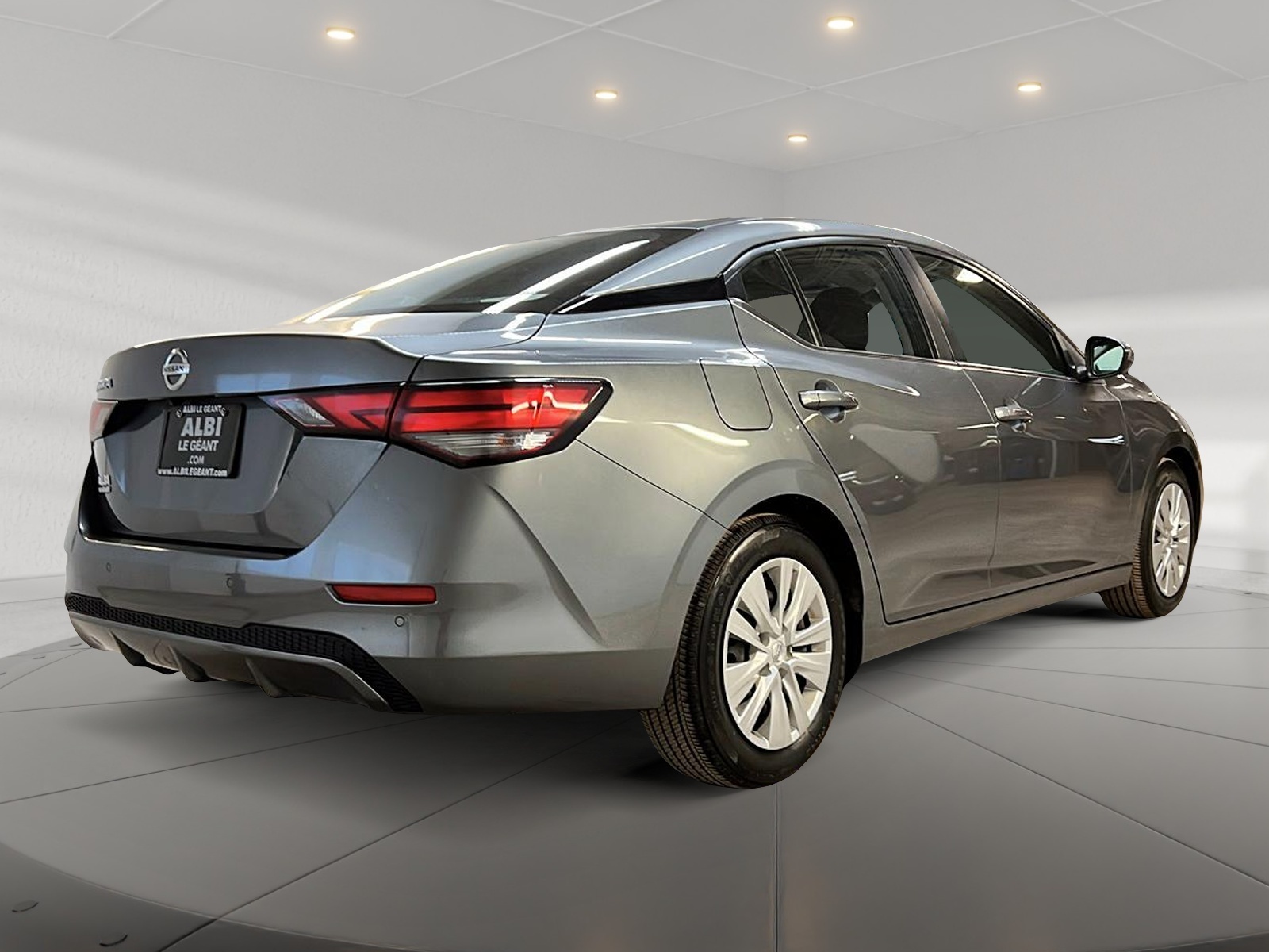 Nissan Sentra S PLUS 2023 - image #4