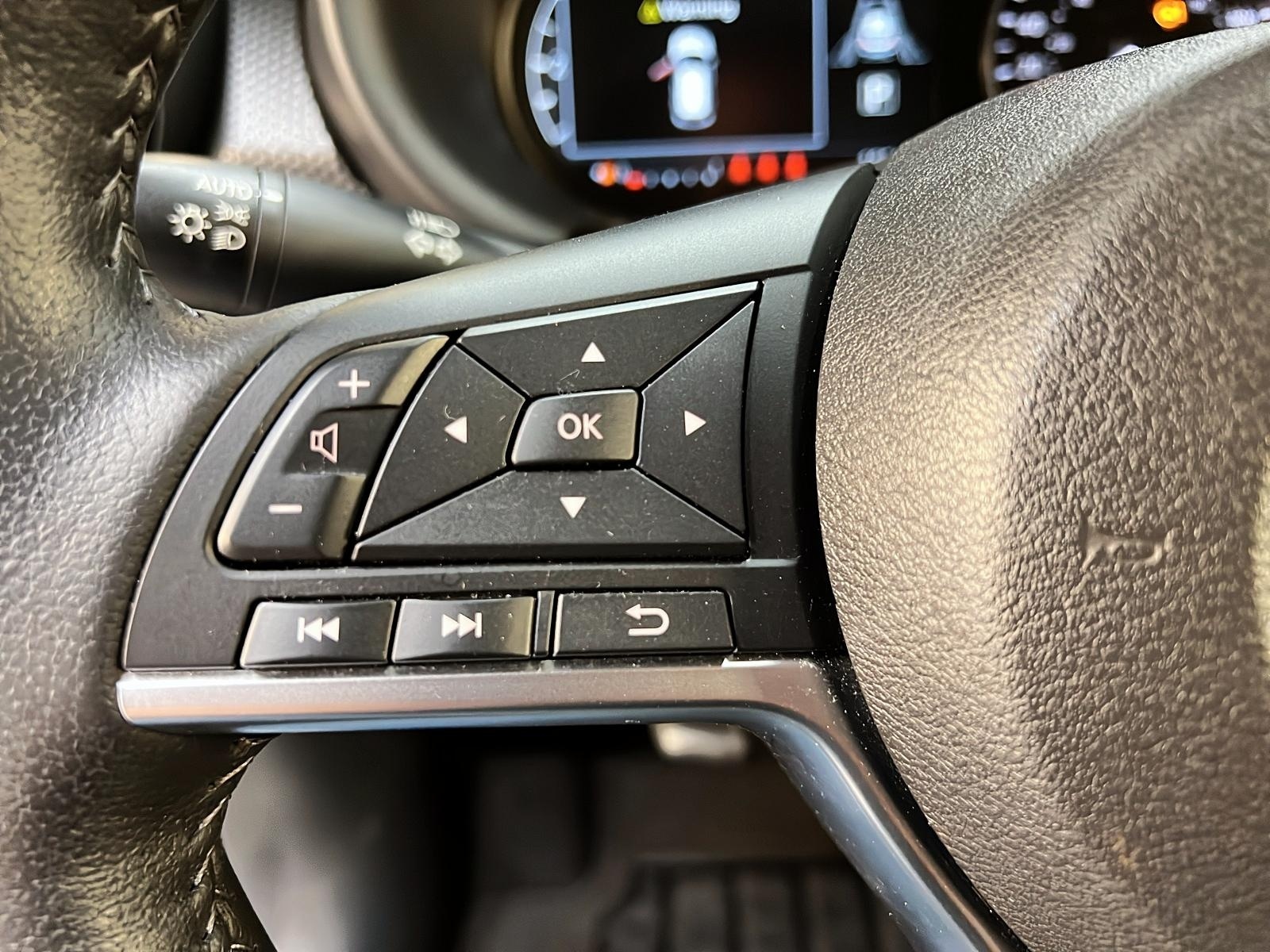 Nissan Kicks SV 2023 - image #19