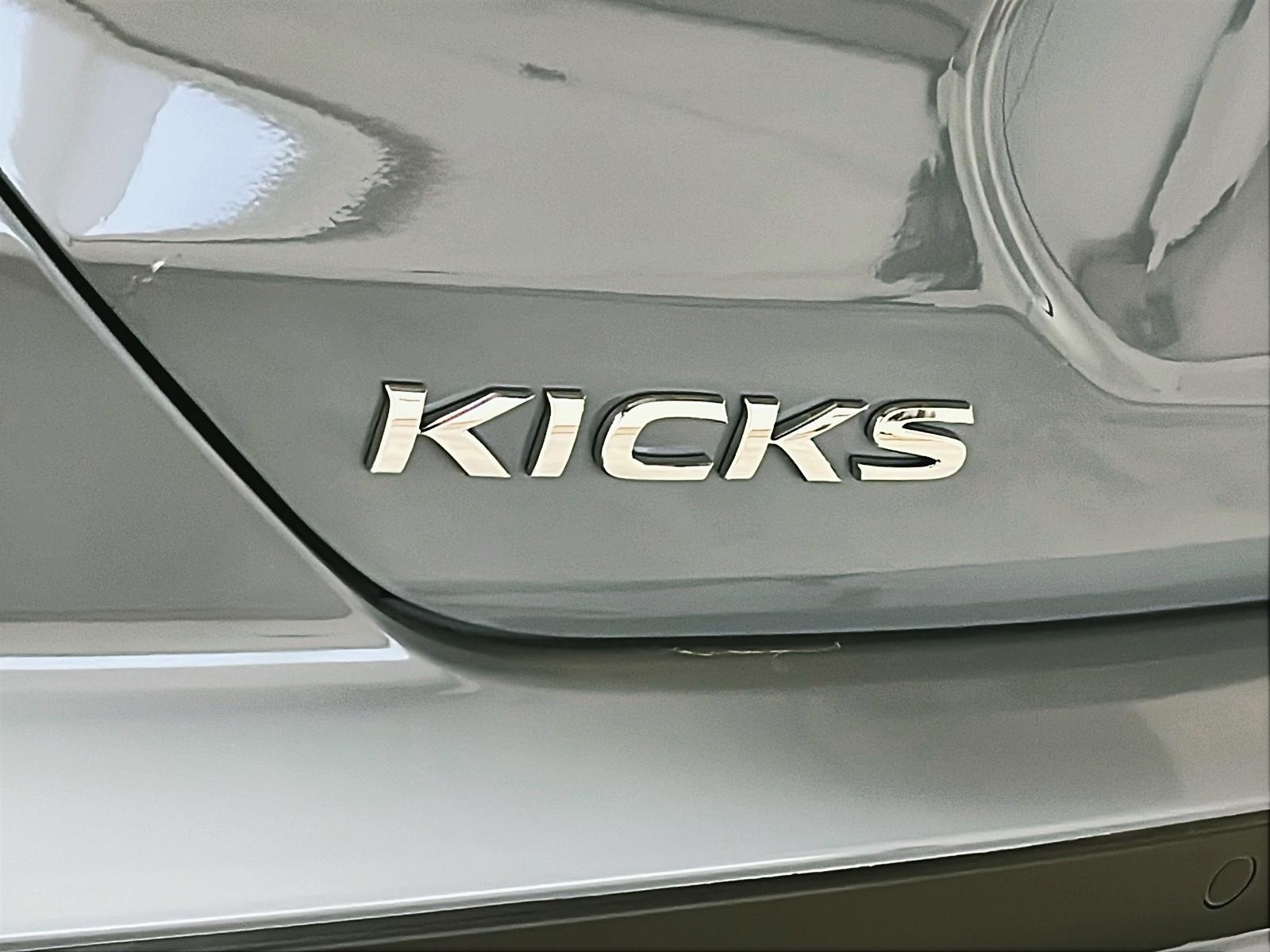 Nissan Kicks SV 2023 - image #24
