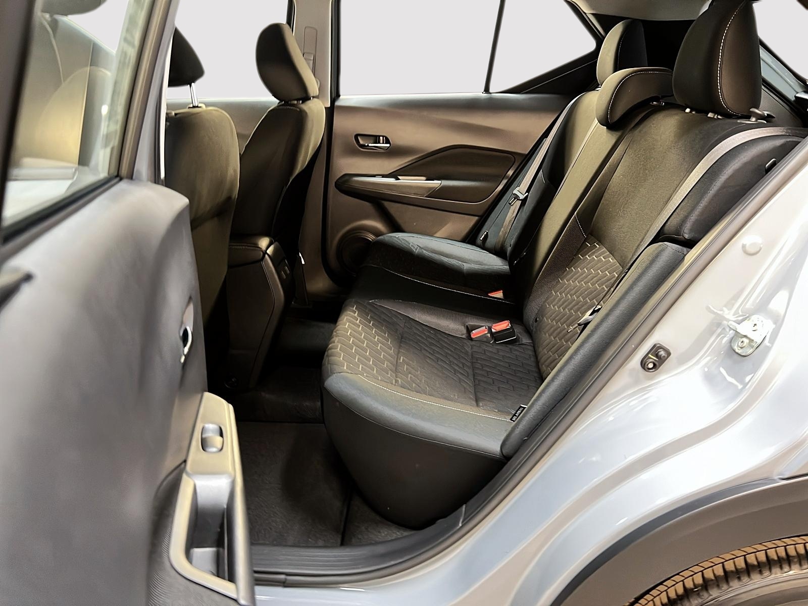 Nissan Kicks SV 2023 - image #9