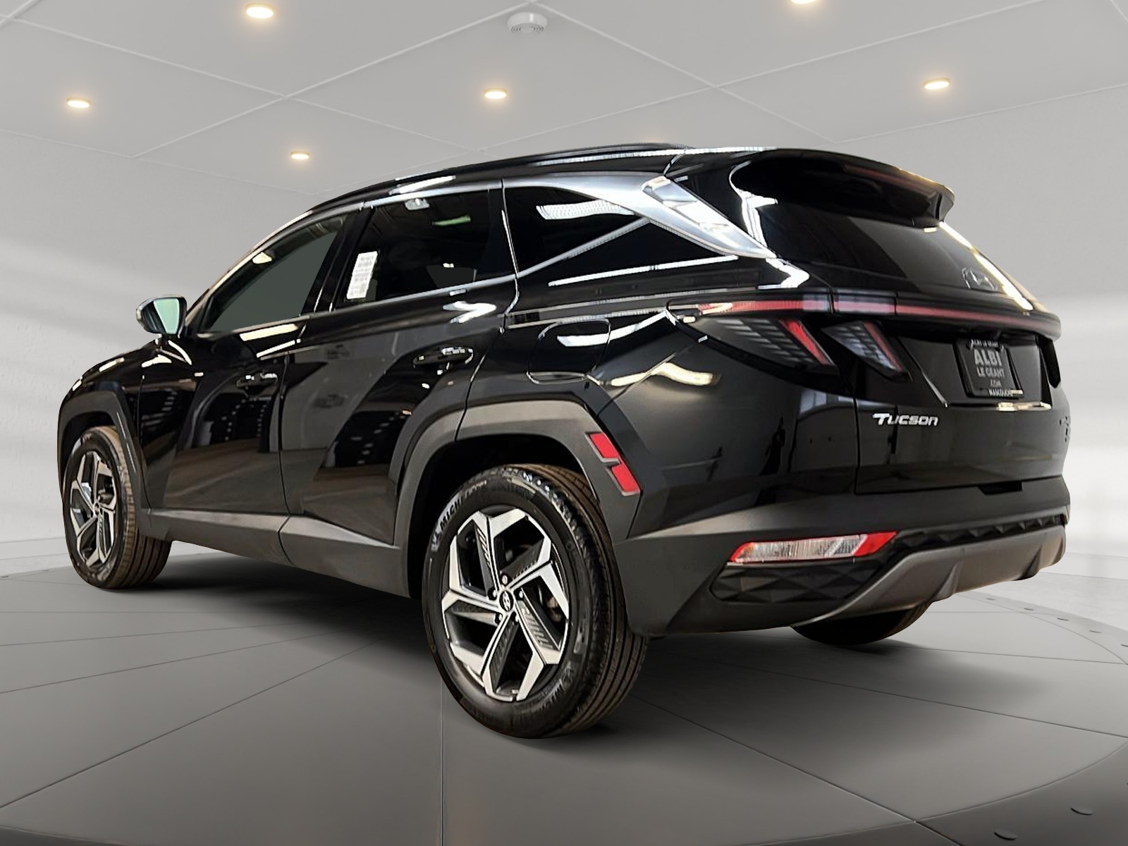 Hyundai Tucson LUXURY HYBRID CUIR TOIT PANO 4RM 2022 - image #6