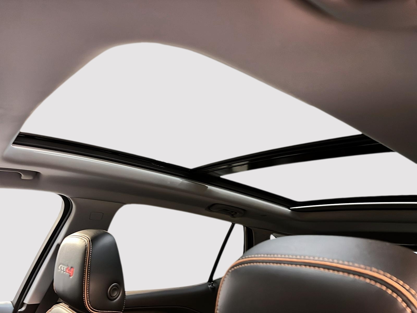 GMC Terrain 2024 - Image #10