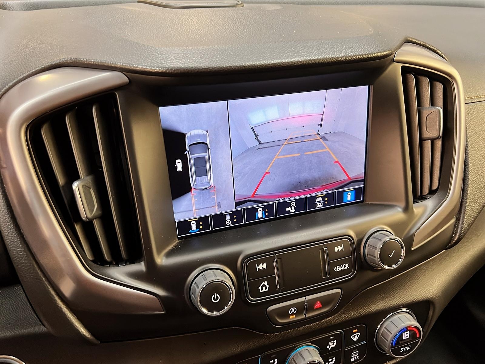 GMC Terrain 2024 - Image #18