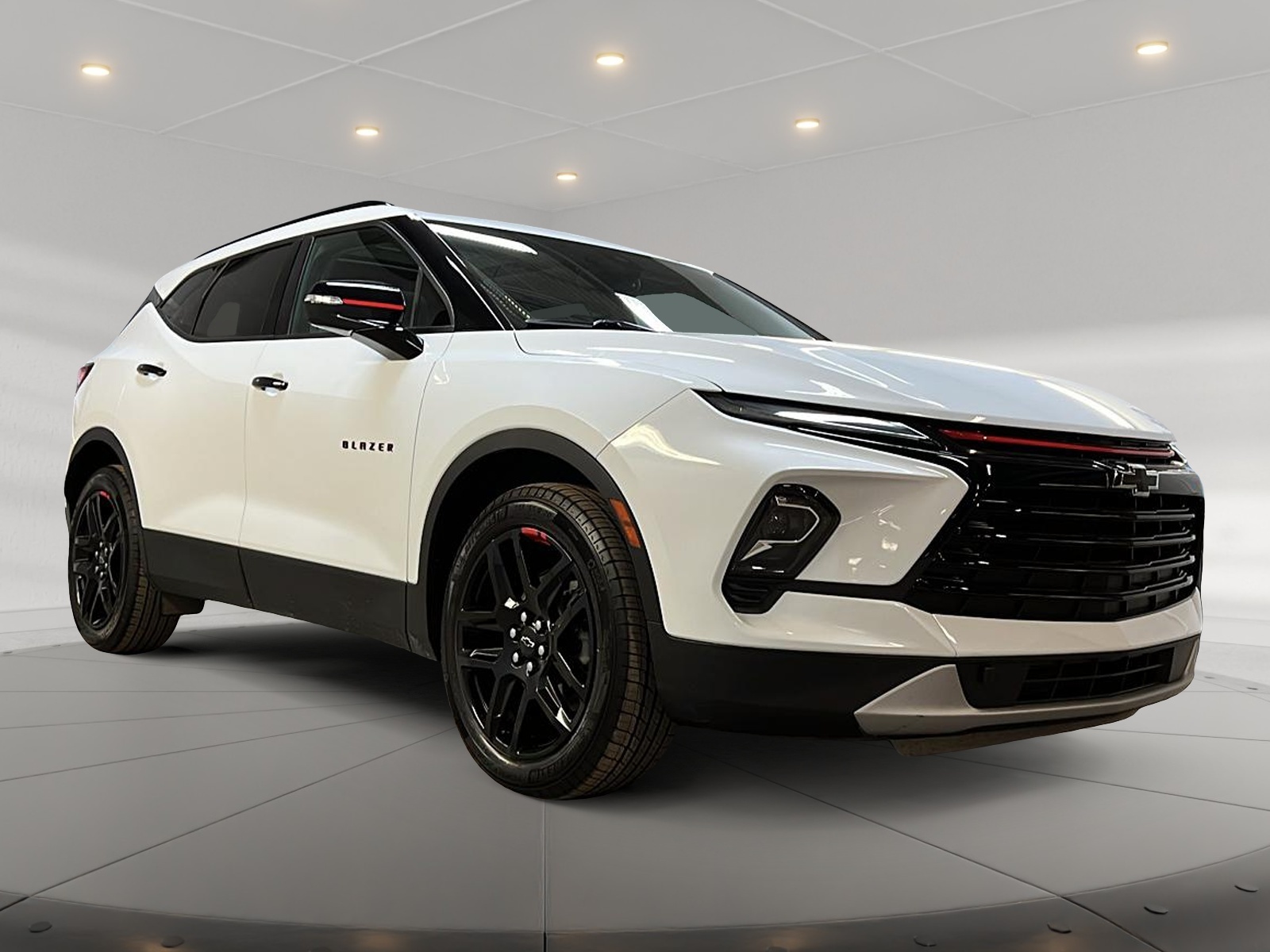Chevrolet Blazer 2023 - Image #3