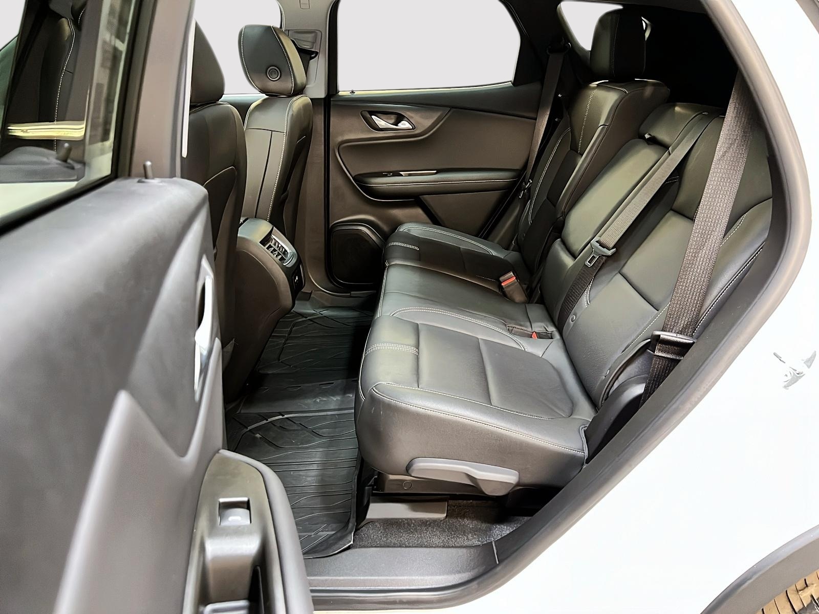 Chevrolet Blazer 2023 - Image #9