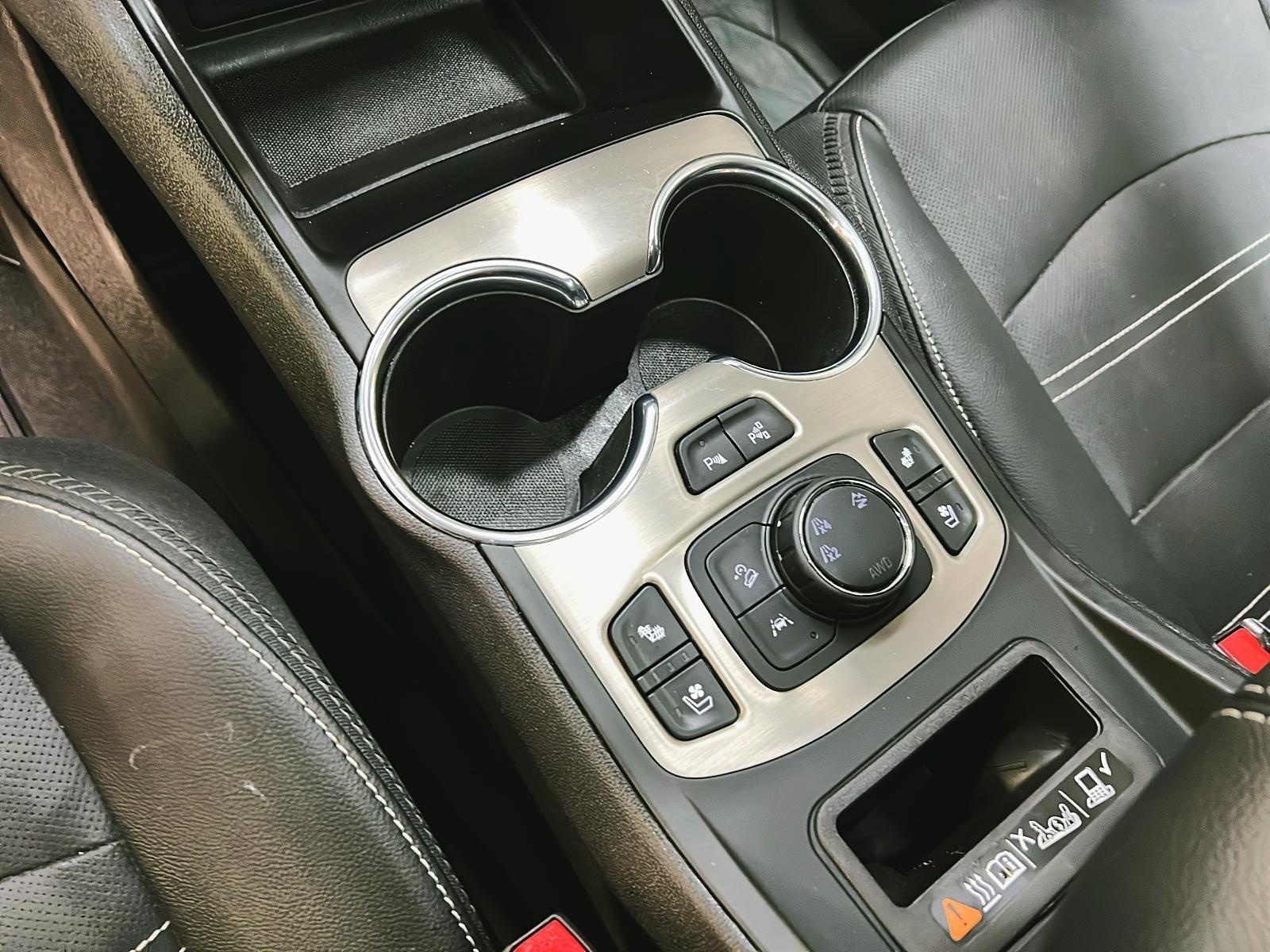 GMC Terrain DENALI CUIR TOIT PANO NAV 4RM 2023 - image #15