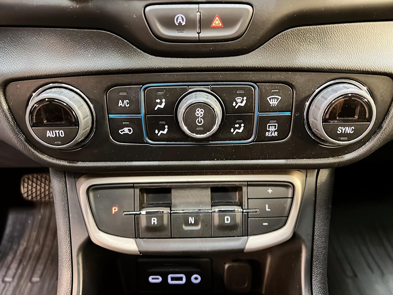 GMC Terrain 2023 - Image #16