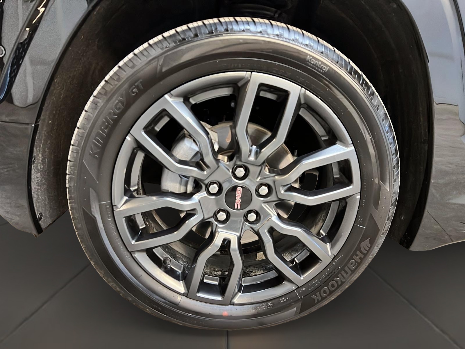 GMC Terrain 2023 - Image #32
